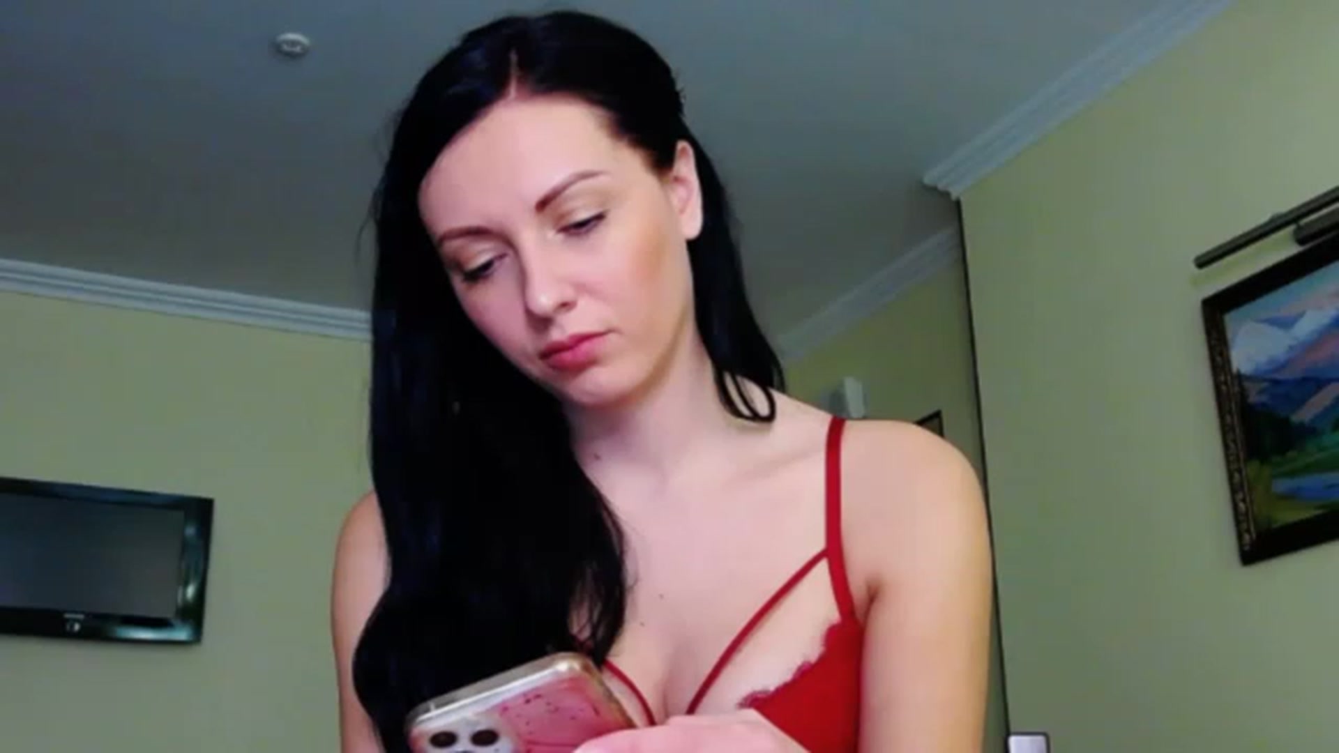 Gallery image thumbnail from Ur_kittycat's myfreecams stream on, 03/23/2023, 17:29 image 14 of 20