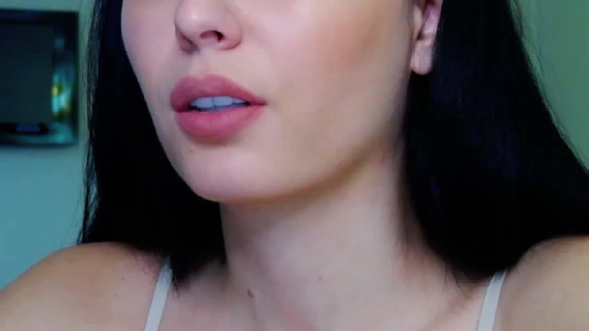 Gallery image thumbnail from Ur_kittycat's myfreecams stream on, 03/25/2023, 15:56 image 2 of 20