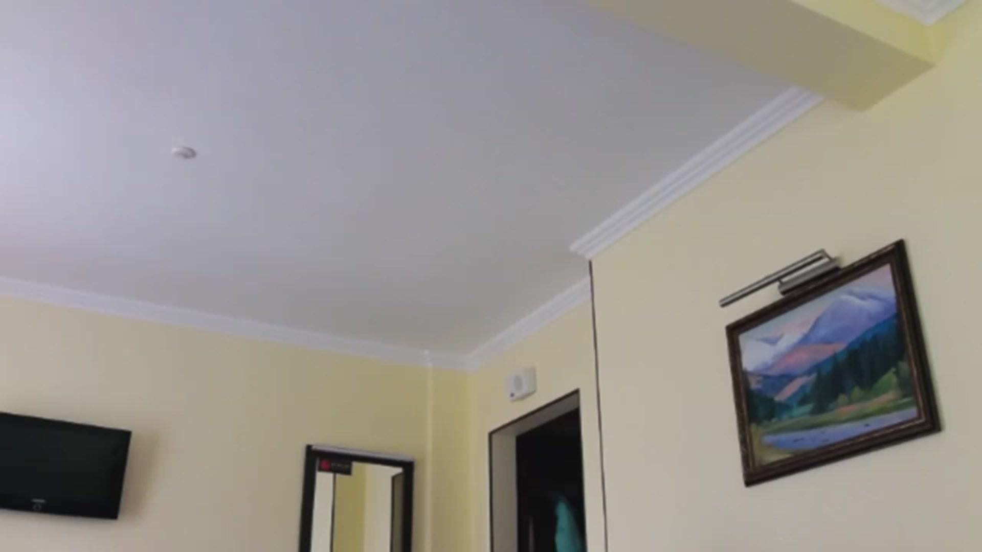 Gallery image thumbnail from Ur_kittycat's myfreecams stream on, 06/05/2023, 15:37 image 20 of 20