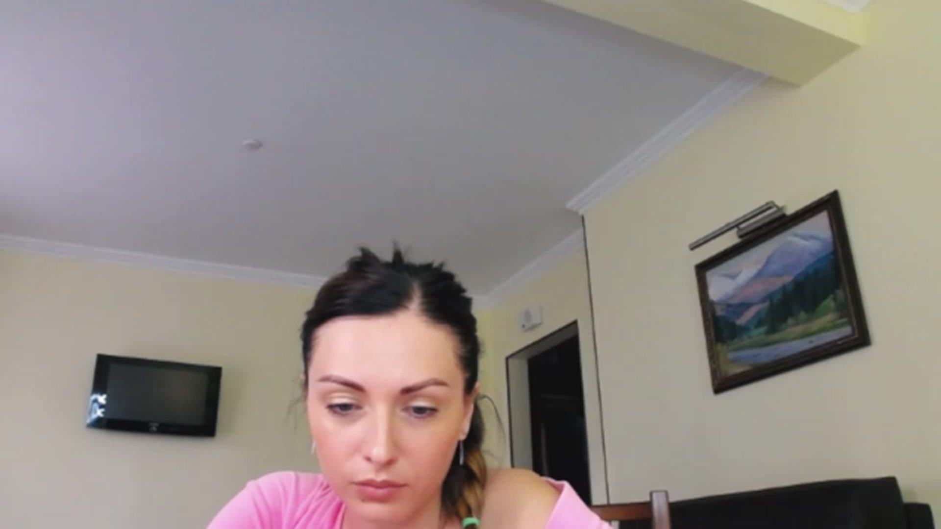 Gallery image thumbnail from Ur_kittycat's myfreecams stream on, 06/20/2023, 18:20 image 15 of 20