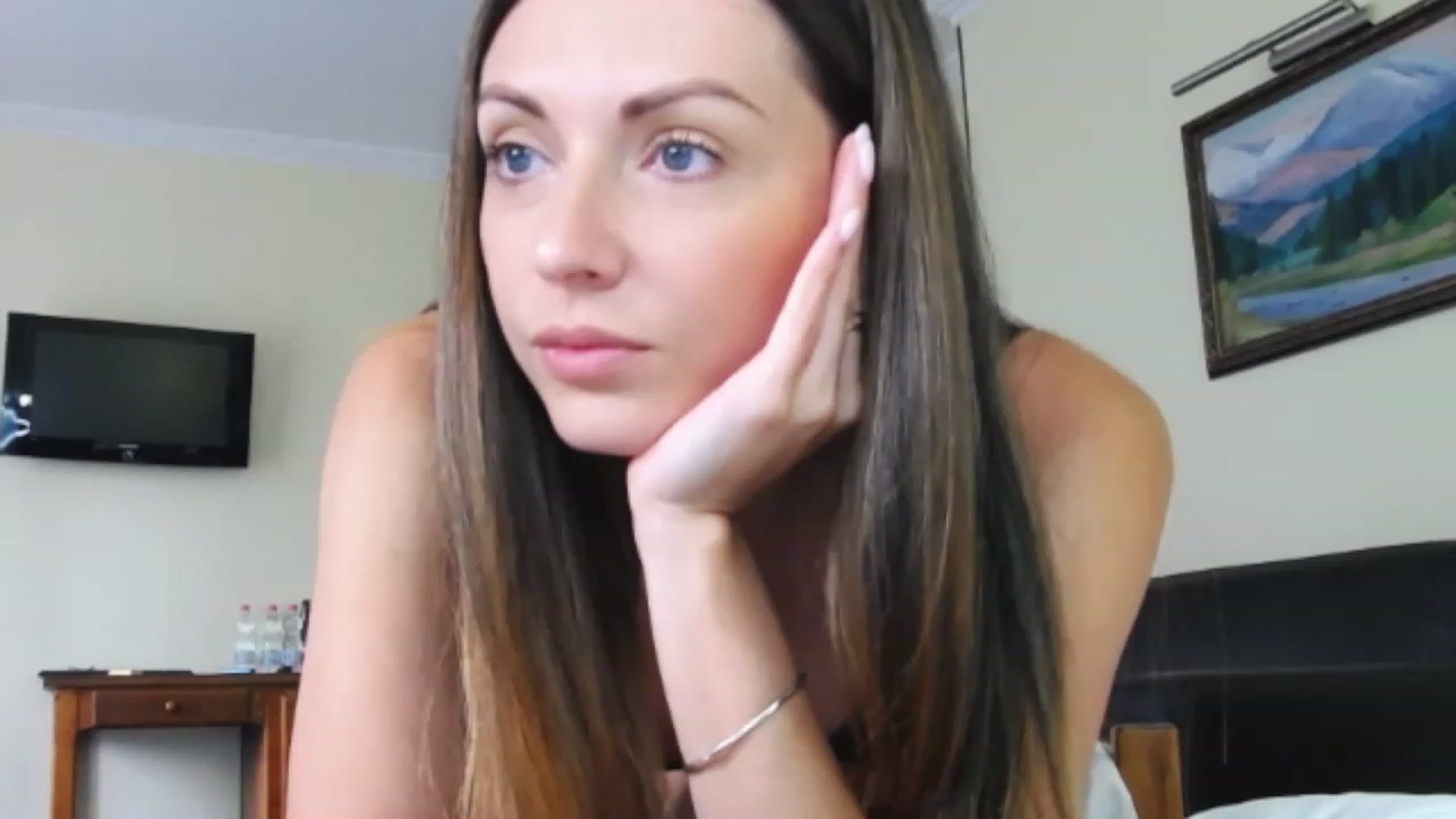Gallery image thumbnail from Ur_kittycat's myfreecams stream on, 07/12/2023, 17:27 image 13 of 20
