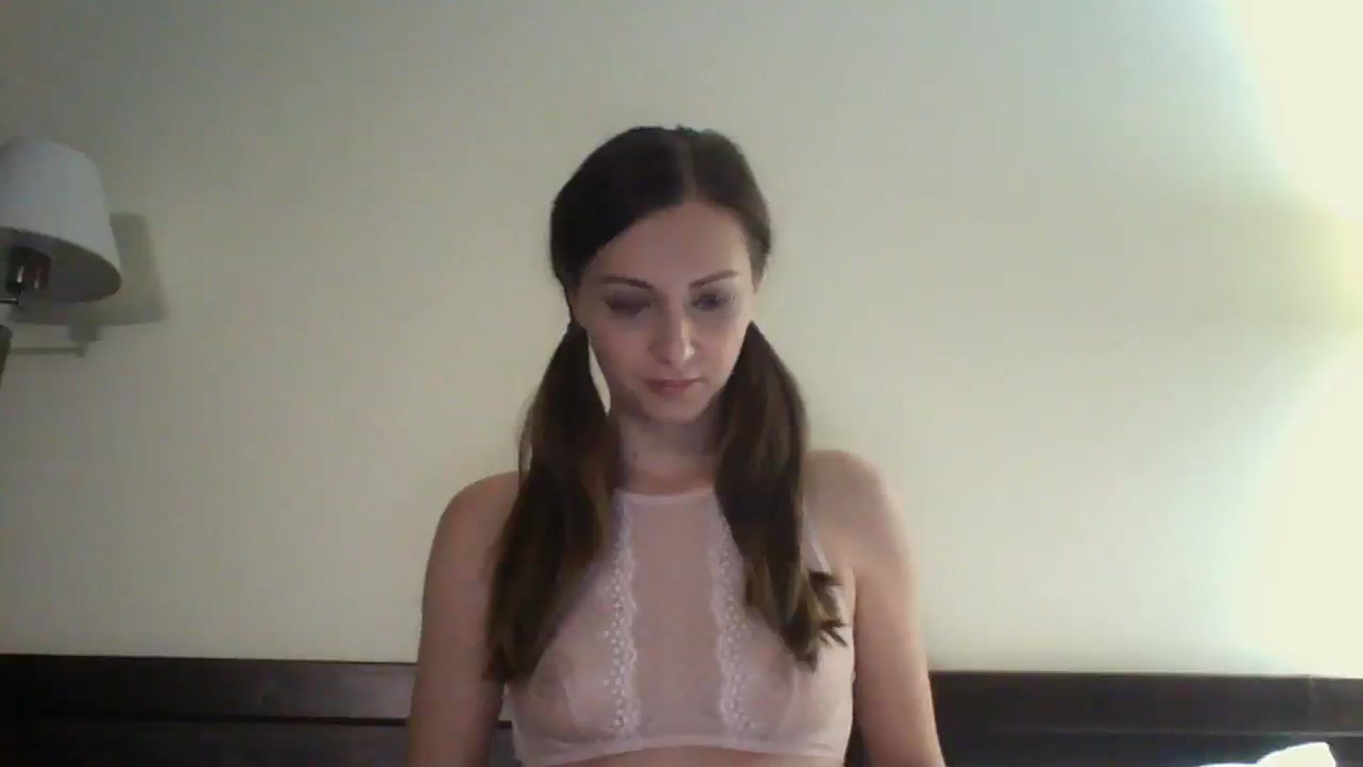 Gallery image thumbnail from Ur_kittycat's myfreecams stream on, 02/06/2024, 19:16 image 2 of 20