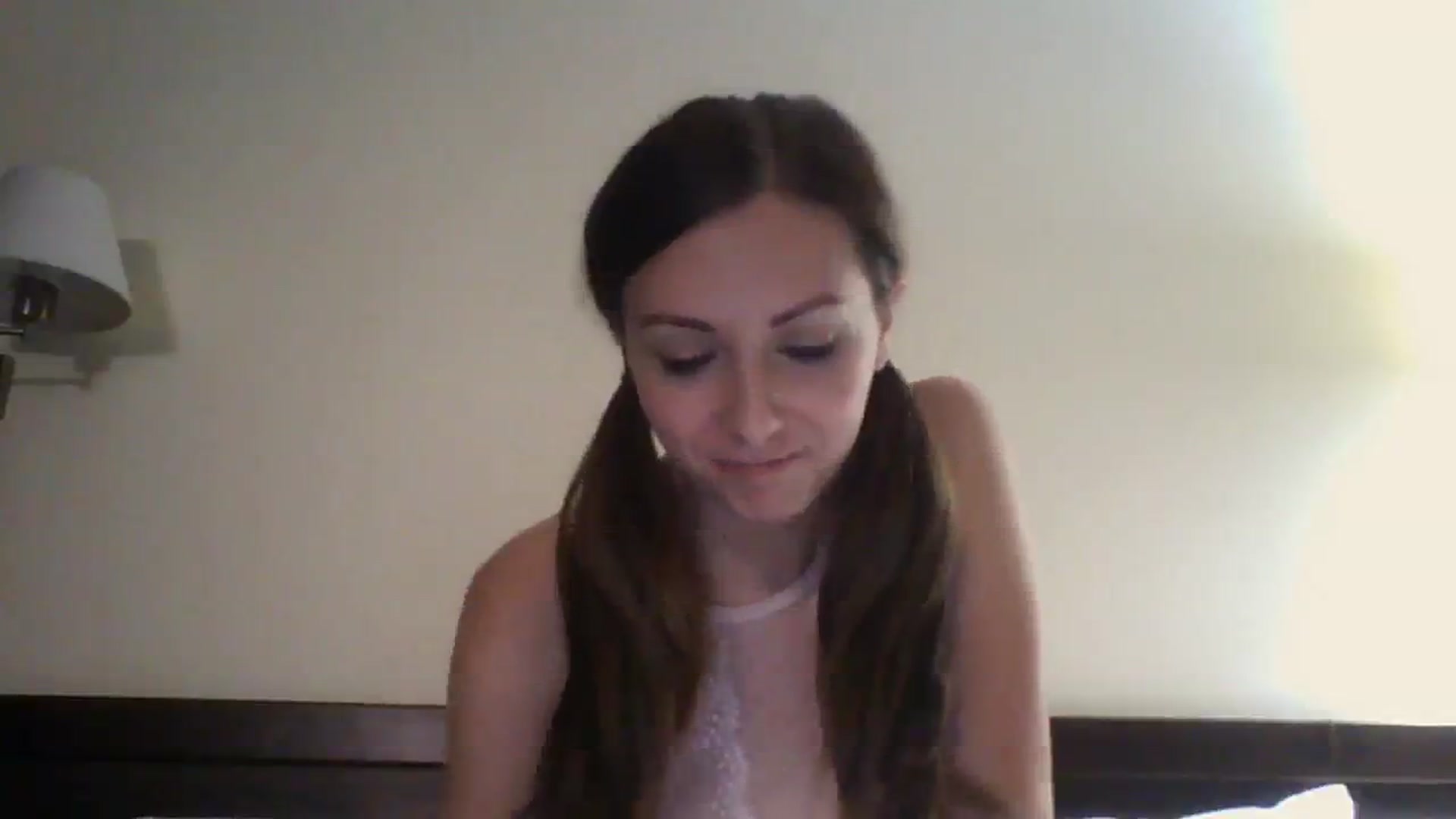 Gallery image thumbnail from Ur_kittycat's myfreecams stream on, 02/06/2024, 19:16 image 6 of 20