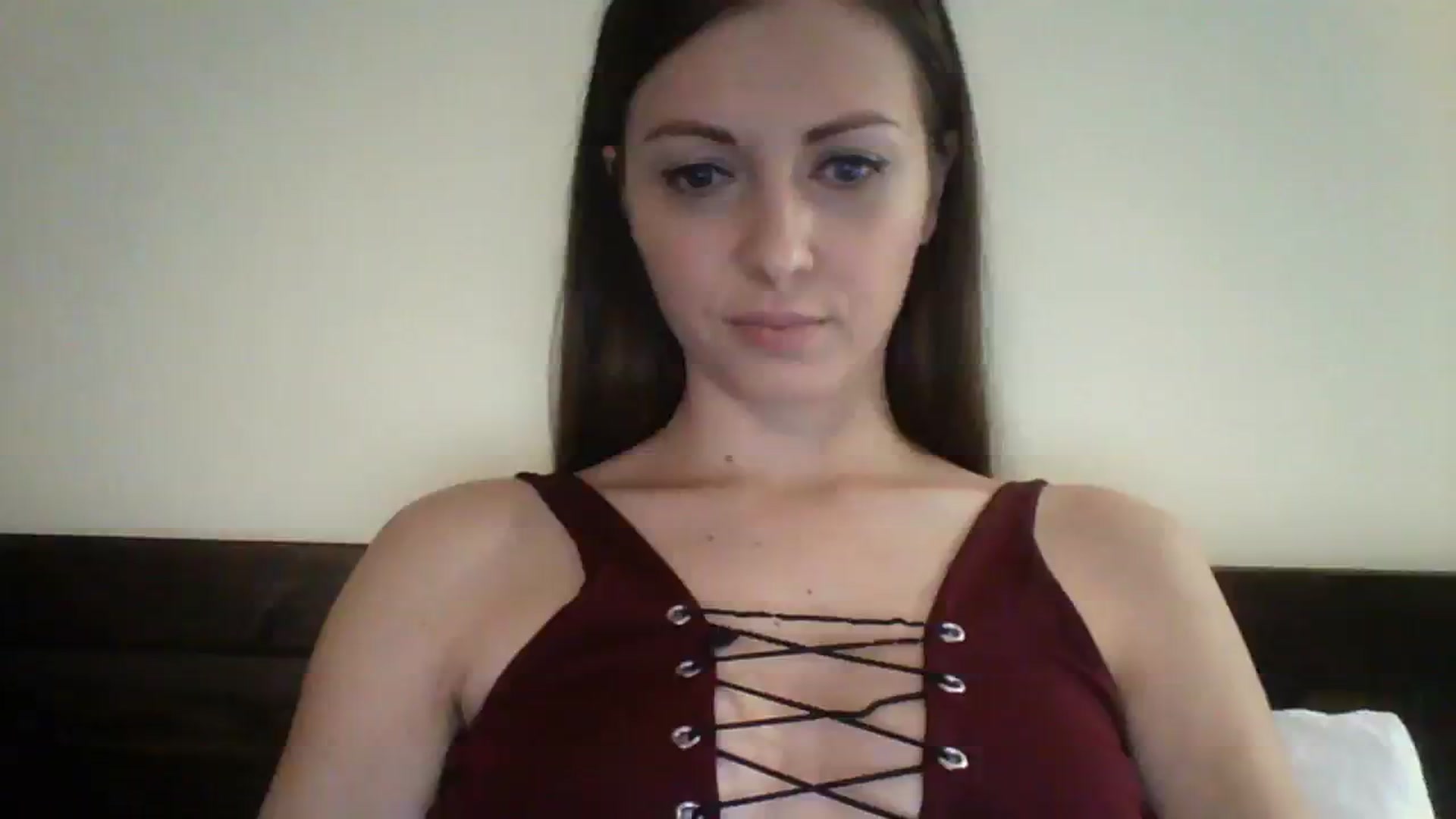 Gallery image thumbnail from Ur_kittycat's myfreecams stream on, 02/16/2024, 20:34 image 4 of 20