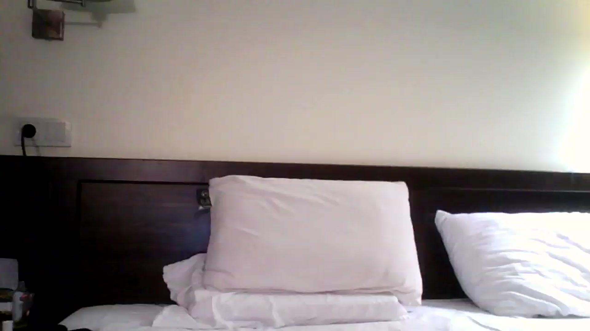 Gallery image thumbnail from Ur_kittycat's myfreecams stream on, 02/19/2024, 19:06 image 10 of 20