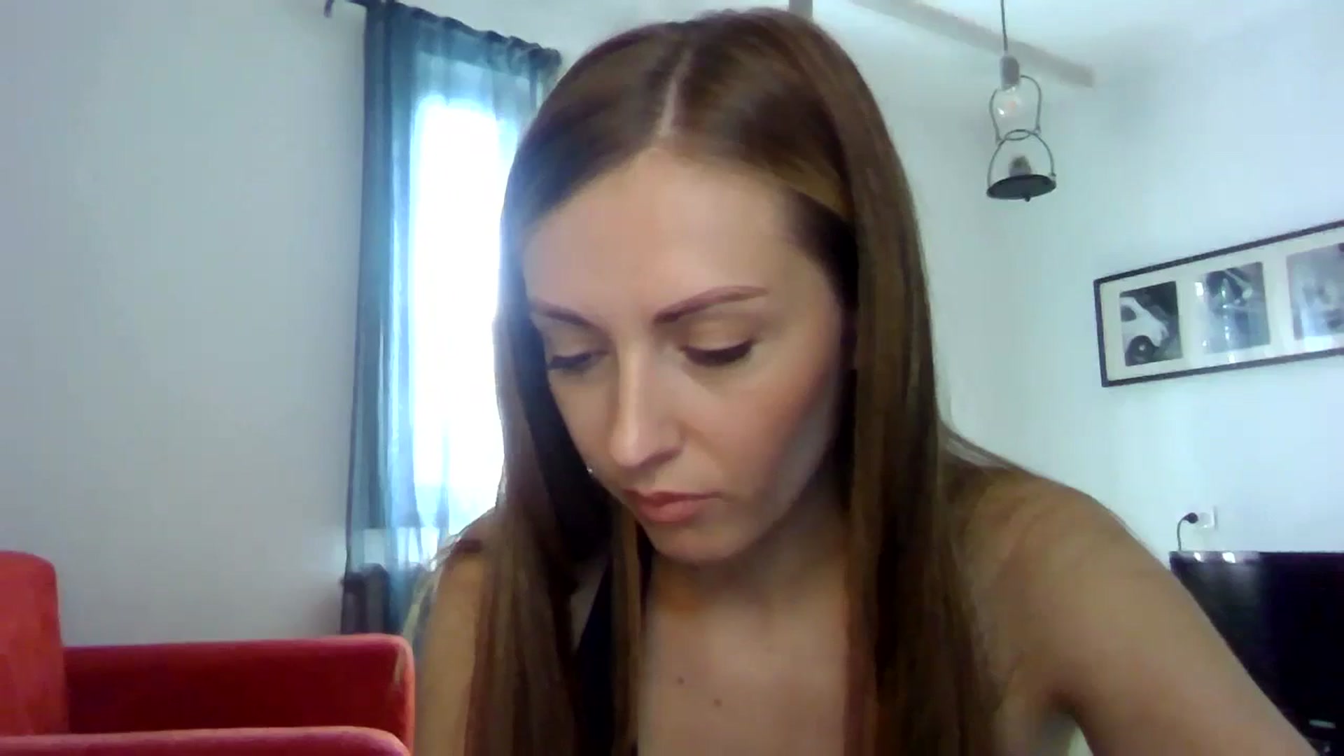 Gallery image thumbnail from Ur_kittycat's myfreecams stream on, 05/24/2024, 12:53 image 12 of 20