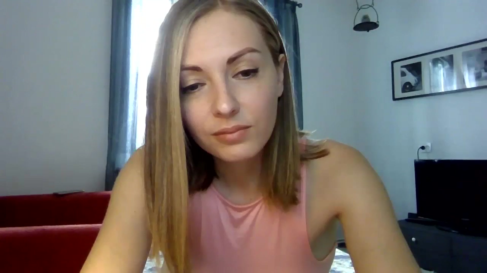 Gallery image thumbnail from Ur_kittycat's myfreecams stream on, 05/30/2024, 14:46 image 8 of 20