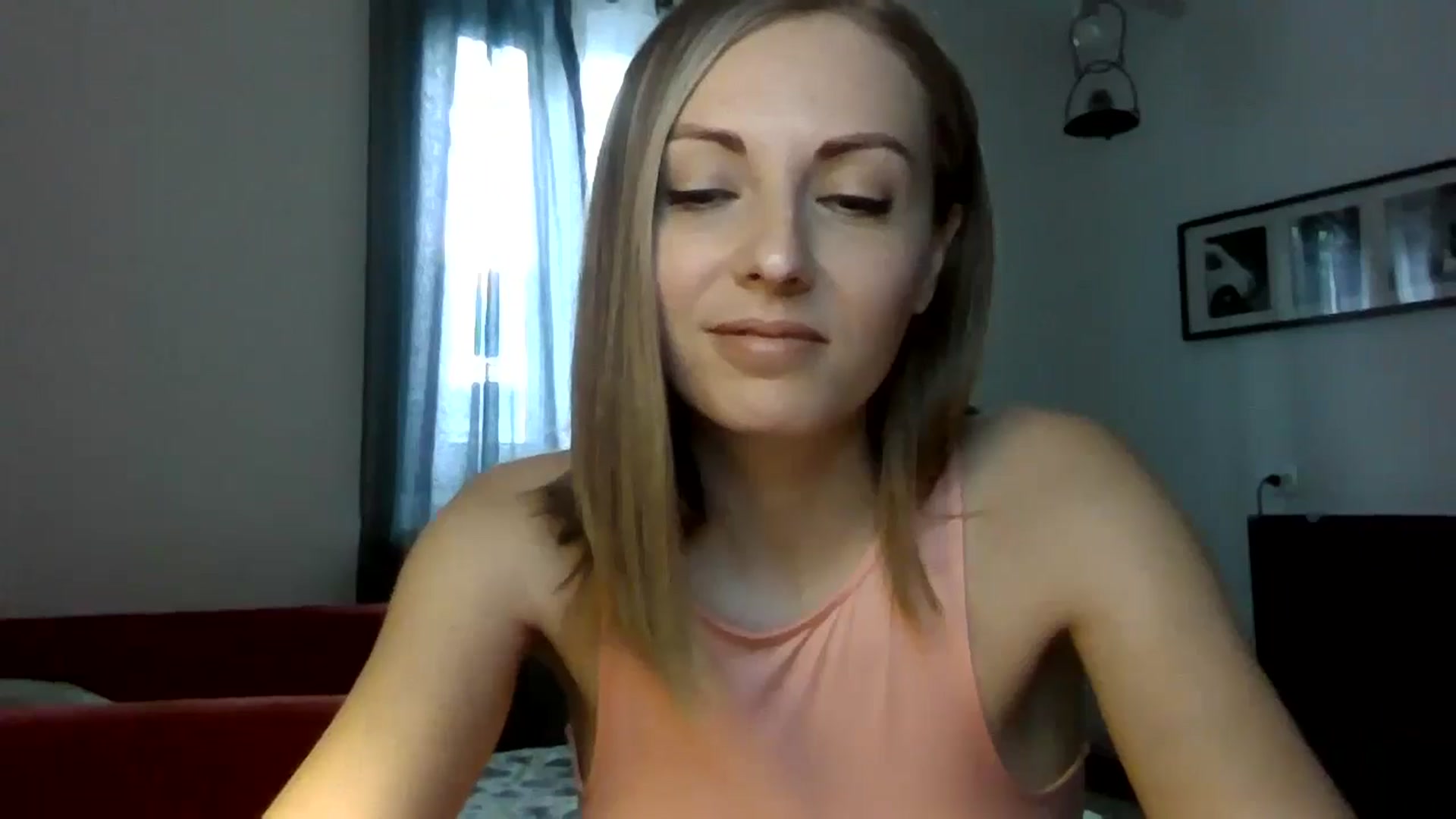 Gallery image thumbnail from Ur_kittycat's myfreecams stream on, 05/30/2024, 16:09 image 8 of 20