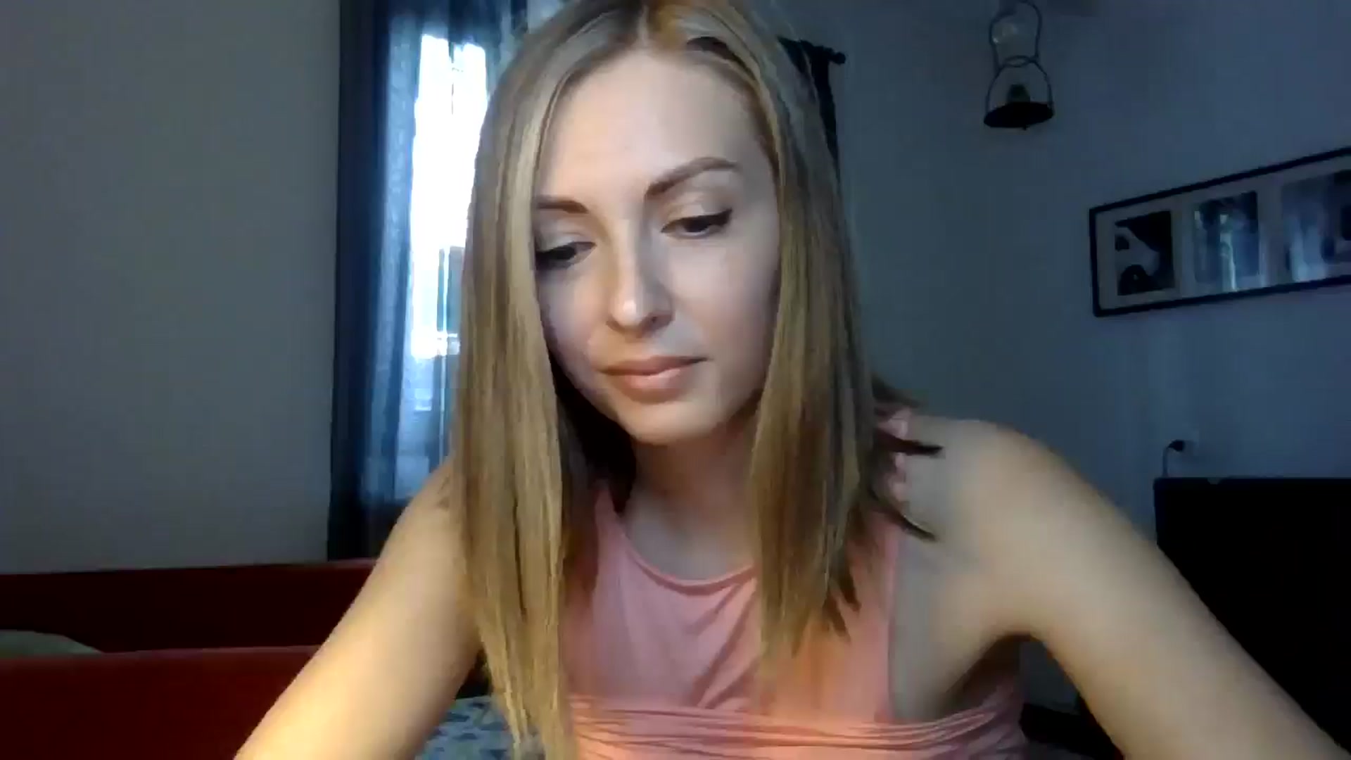 Gallery image thumbnail from Ur_kittycat's myfreecams stream on, 05/30/2024, 16:09 image 11 of 20