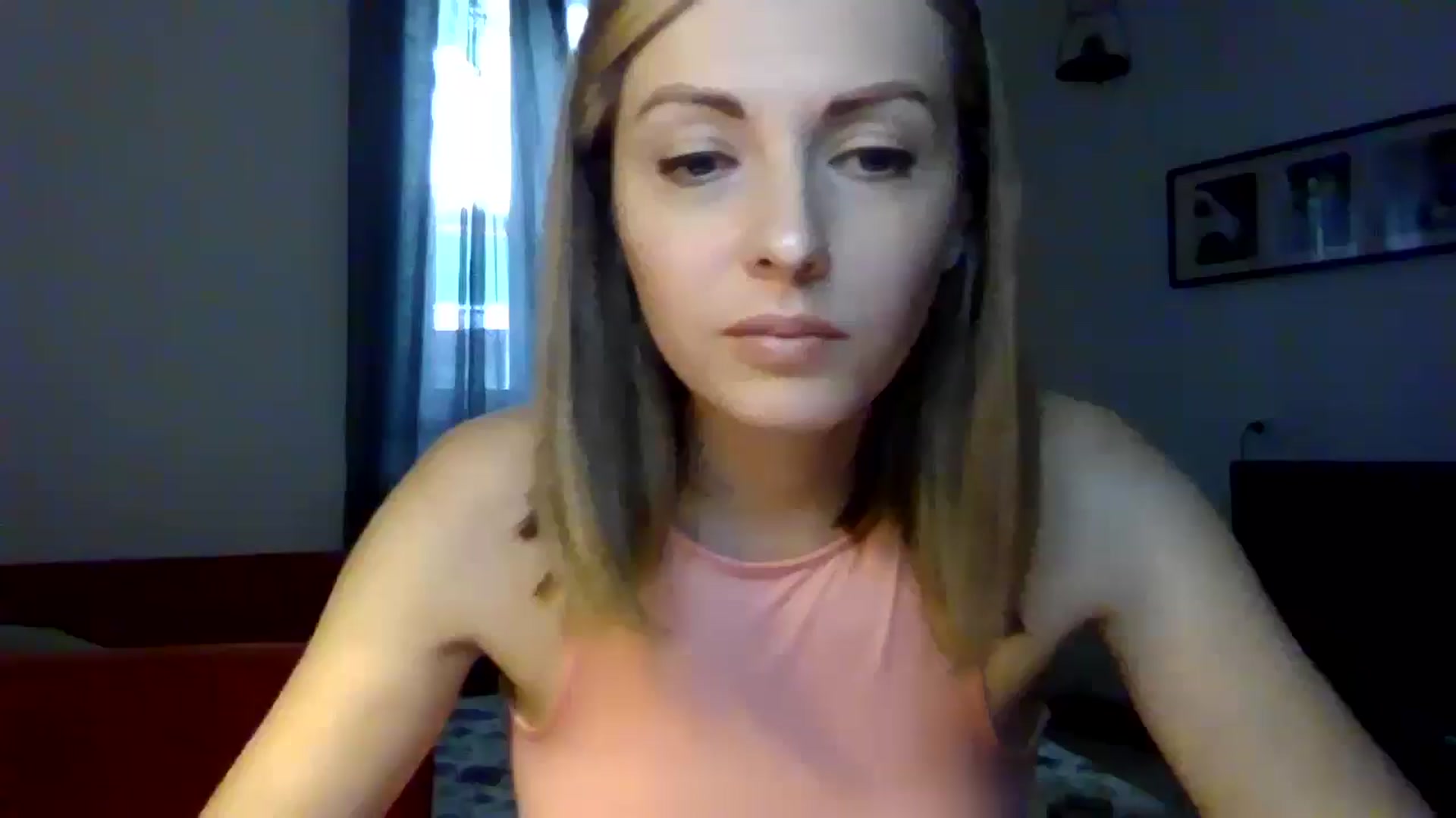 Gallery image thumbnail from Ur_kittycat's myfreecams stream on, 05/30/2024, 16:22 image 2 of 20