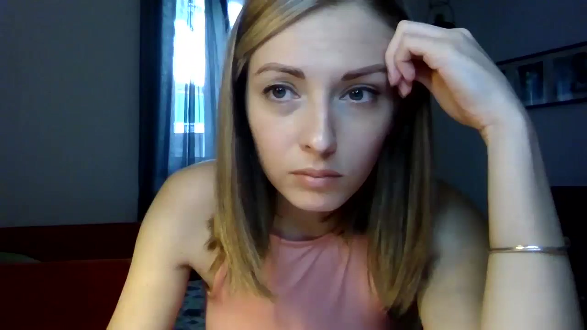 Gallery image thumbnail from Ur_kittycat's myfreecams stream on, 05/30/2024, 16:22 image 7 of 20