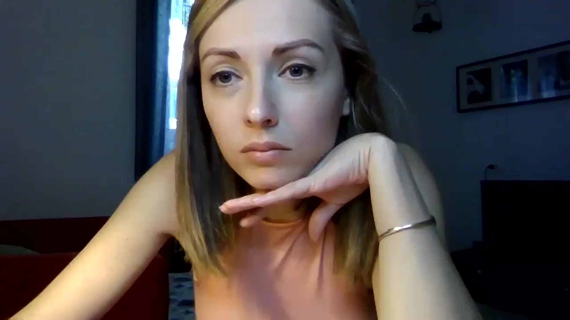 Gallery image thumbnail from Ur_kittycat's myfreecams stream on, 05/30/2024, 16:22 image 8 of 20