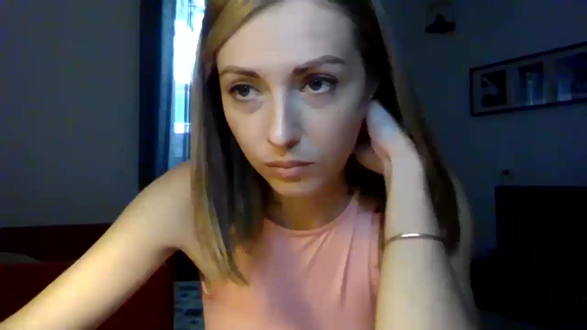 Gallery image thumbnail from Ur_kittycat's myfreecams stream on, 05/30/2024, 16:22 image 16 of 20