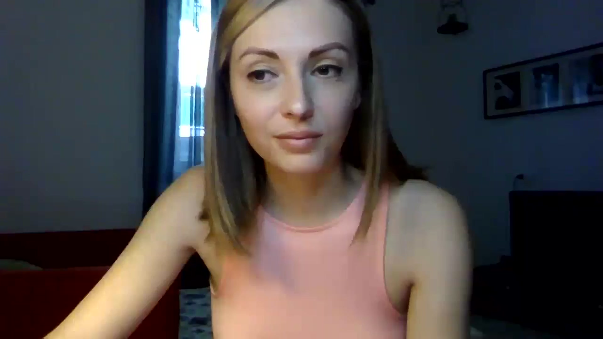 Gallery image thumbnail from Ur_kittycat's myfreecams stream on, 05/30/2024, 16:22 image 19 of 20