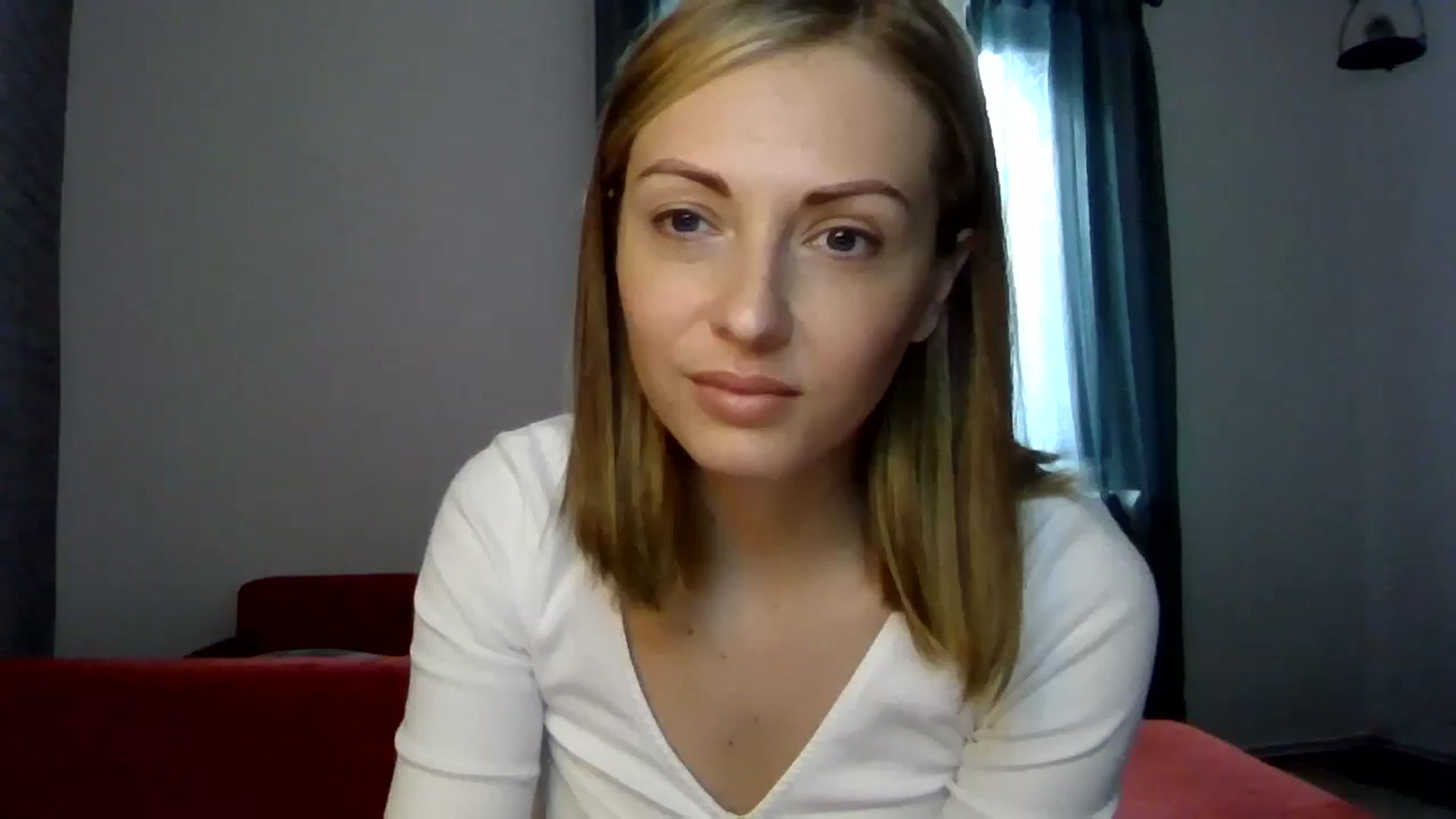 Gallery image thumbnail from Ur_kittycat's myfreecams stream on, 06/03/2024, 13:25 image 15 of 20
