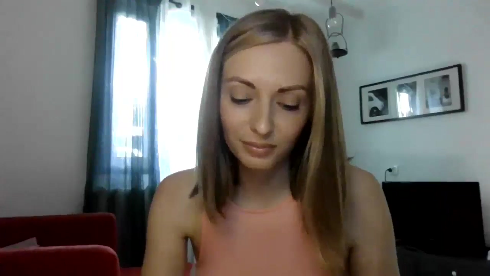 Gallery image thumbnail from Ur_kittycat's myfreecams stream on, 06/07/2024, 15:50 image 10 of 20