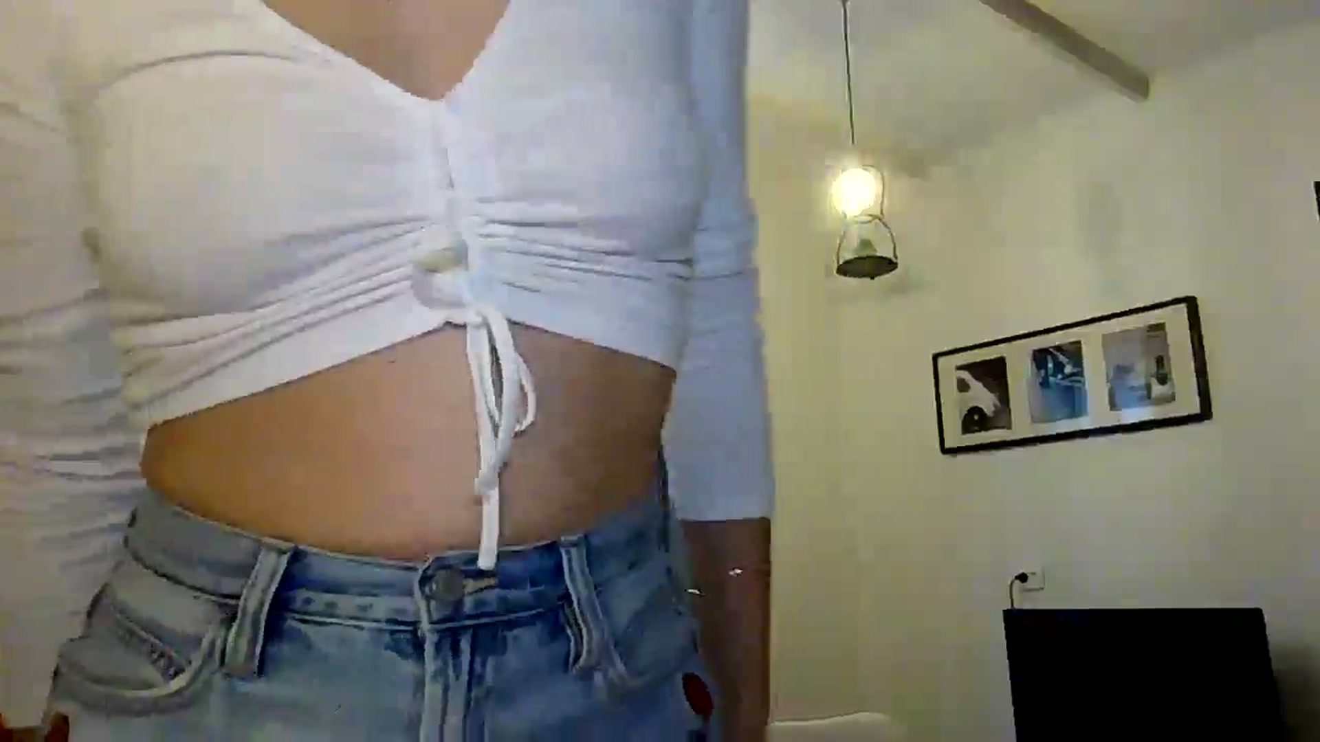 Gallery image thumbnail from Ur_kittycat's myfreecams stream on, 06/08/2024, 12:30 image 5 of 20