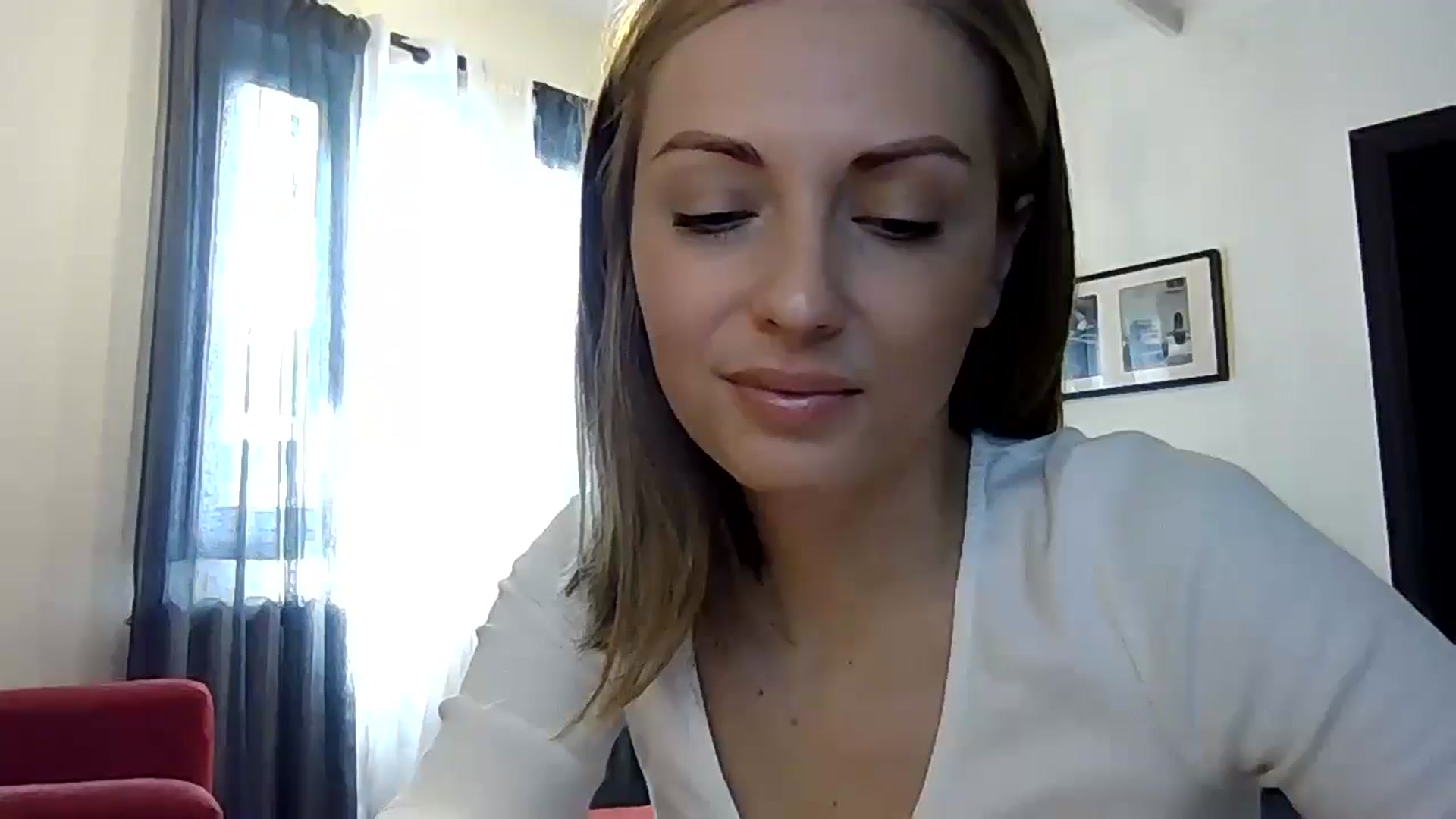 Gallery image thumbnail from Ur_kittycat's myfreecams stream on, 06/08/2024, 12:47 image 6 of 20