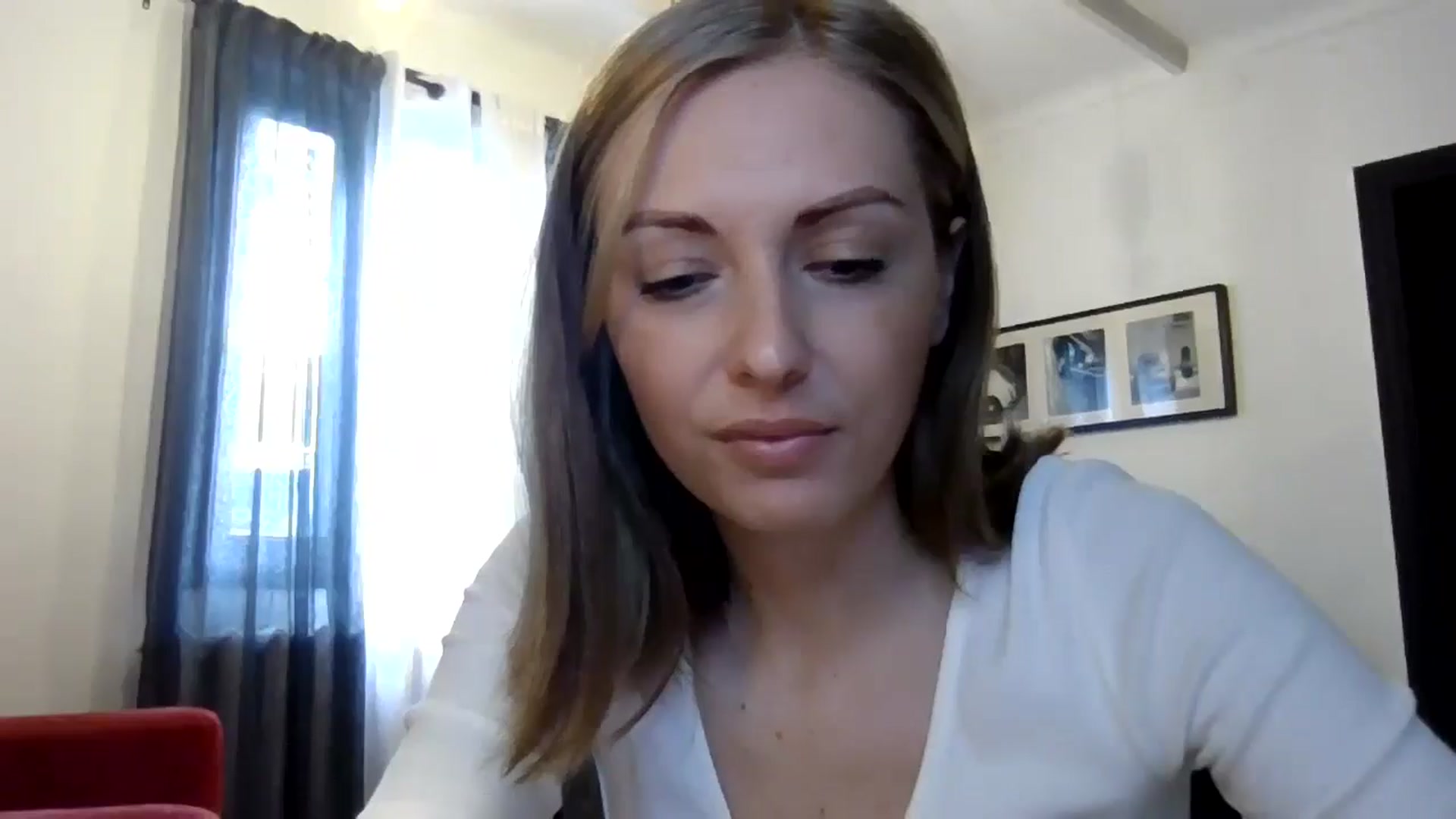Gallery image thumbnail from Ur_kittycat's myfreecams stream on, 06/08/2024, 13:18 image 3 of 20