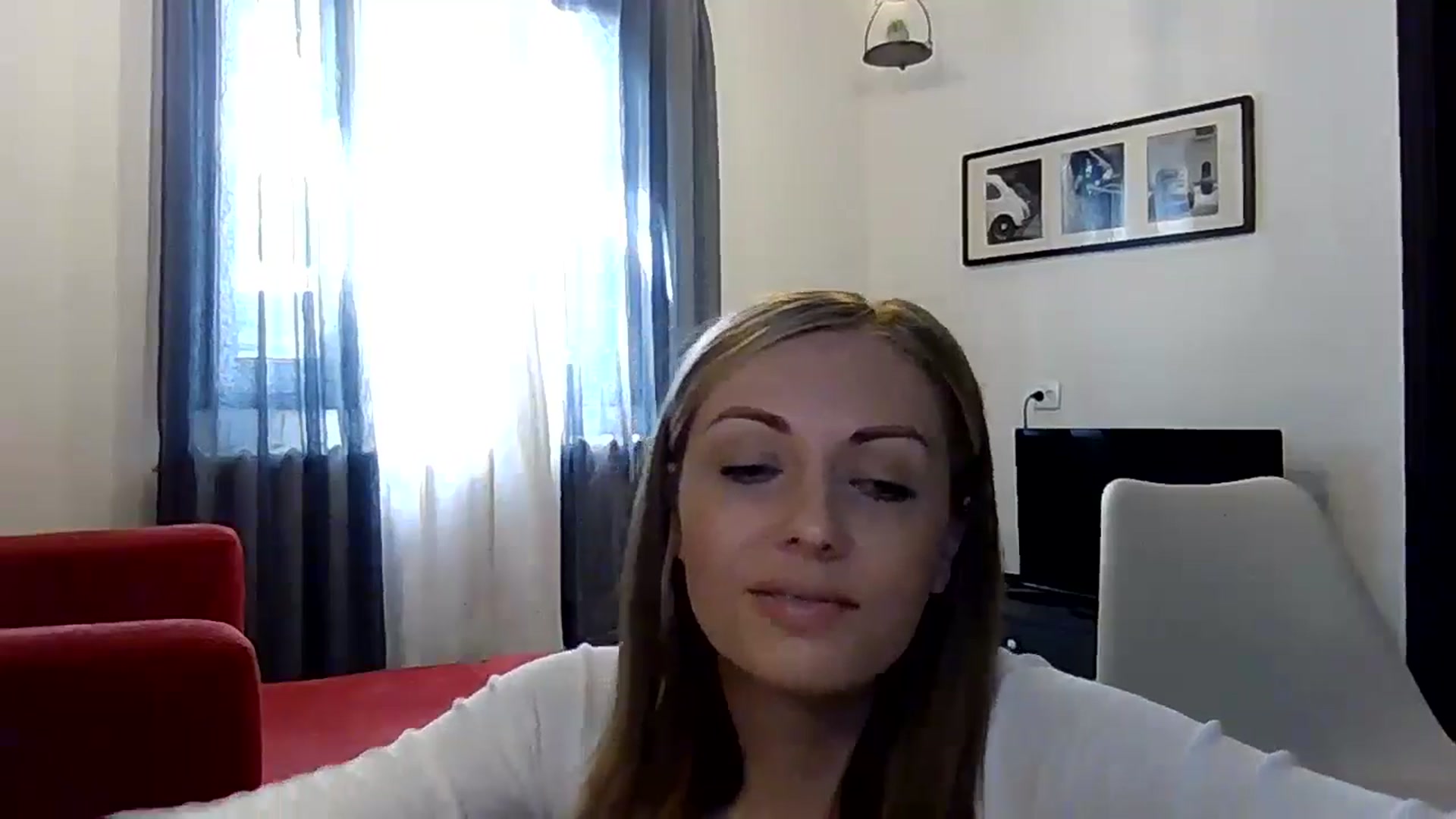 Gallery image thumbnail from Ur_kittycat's myfreecams stream on, 06/08/2024, 13:18 image 10 of 20
