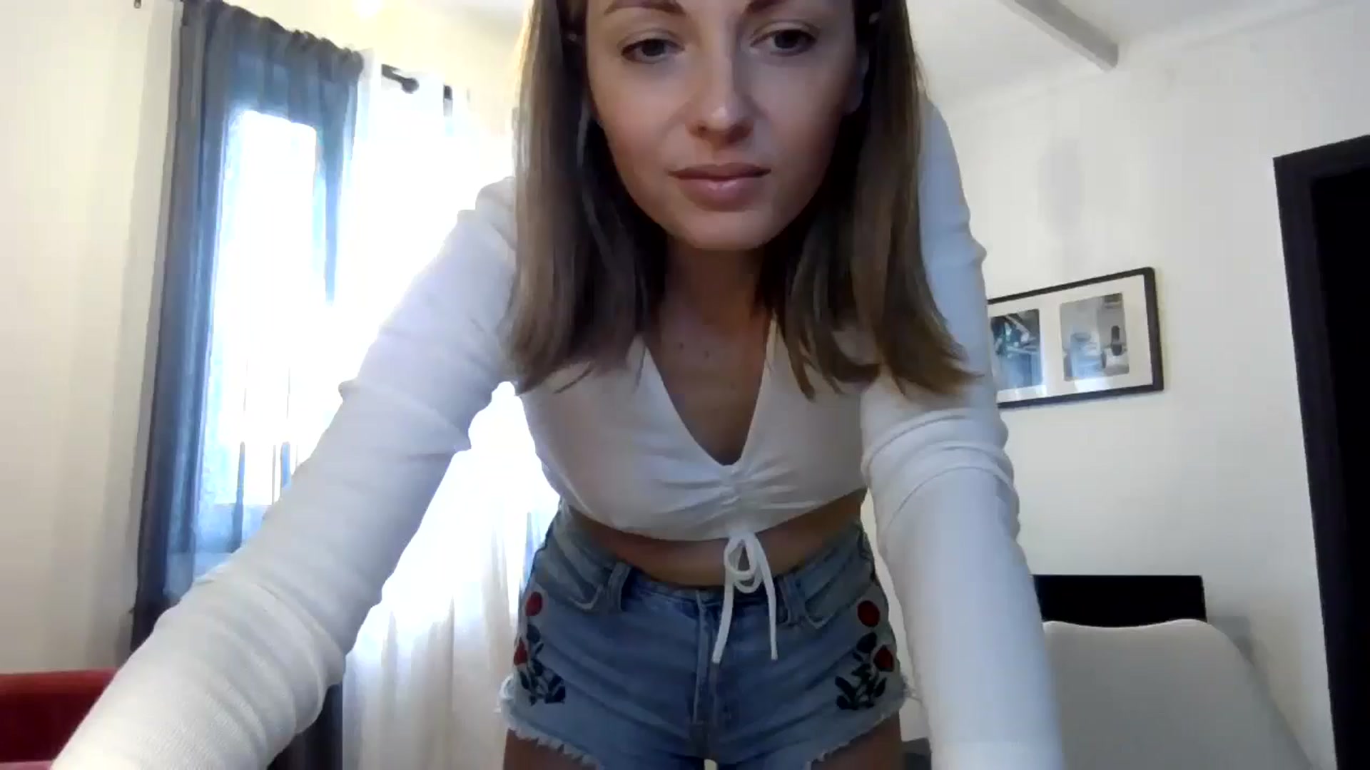 Gallery image thumbnail from Ur_kittycat's myfreecams stream on, 06/08/2024, 13:18 image 7 of 20