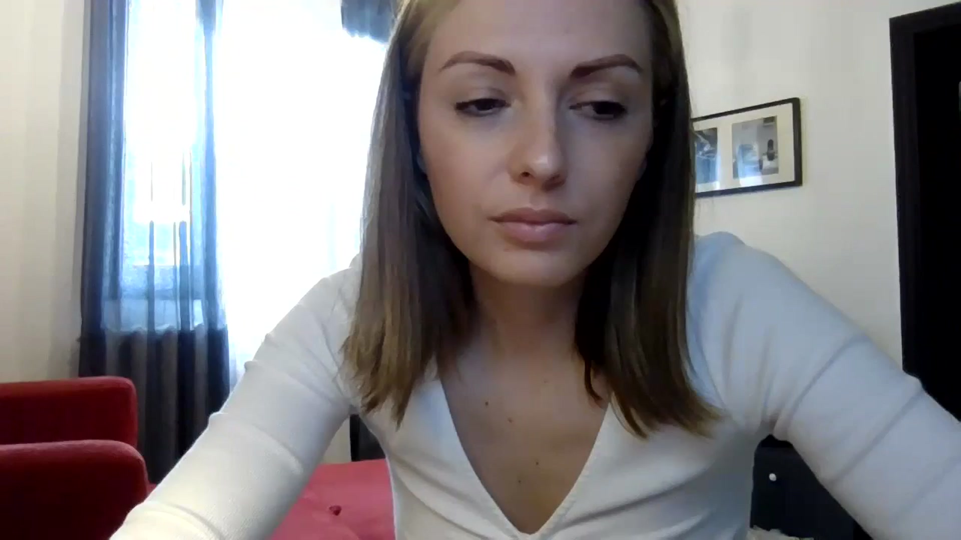 Gallery image thumbnail from Ur_kittycat's myfreecams stream on, 06/08/2024, 13:51 image 18 of 20
