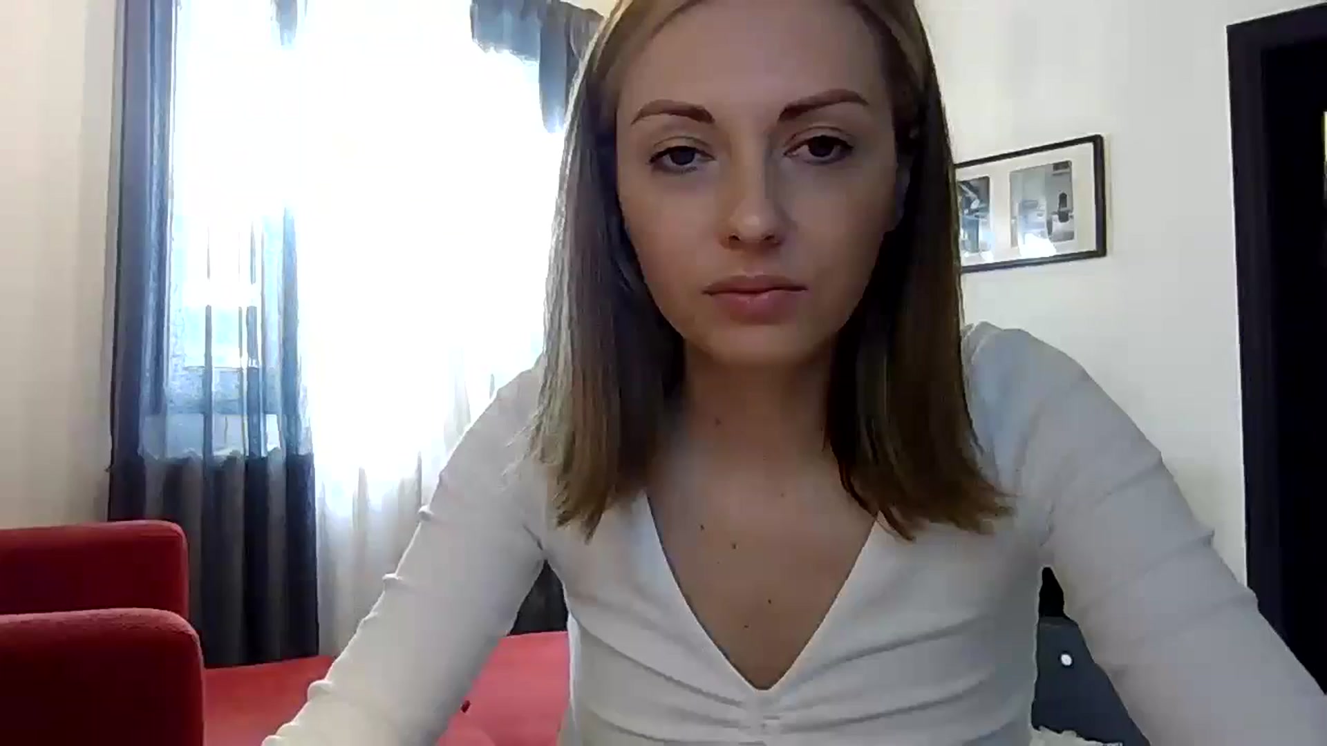 Gallery image thumbnail from Ur_kittycat's myfreecams stream on, 06/08/2024, 13:51 image 17 of 20
