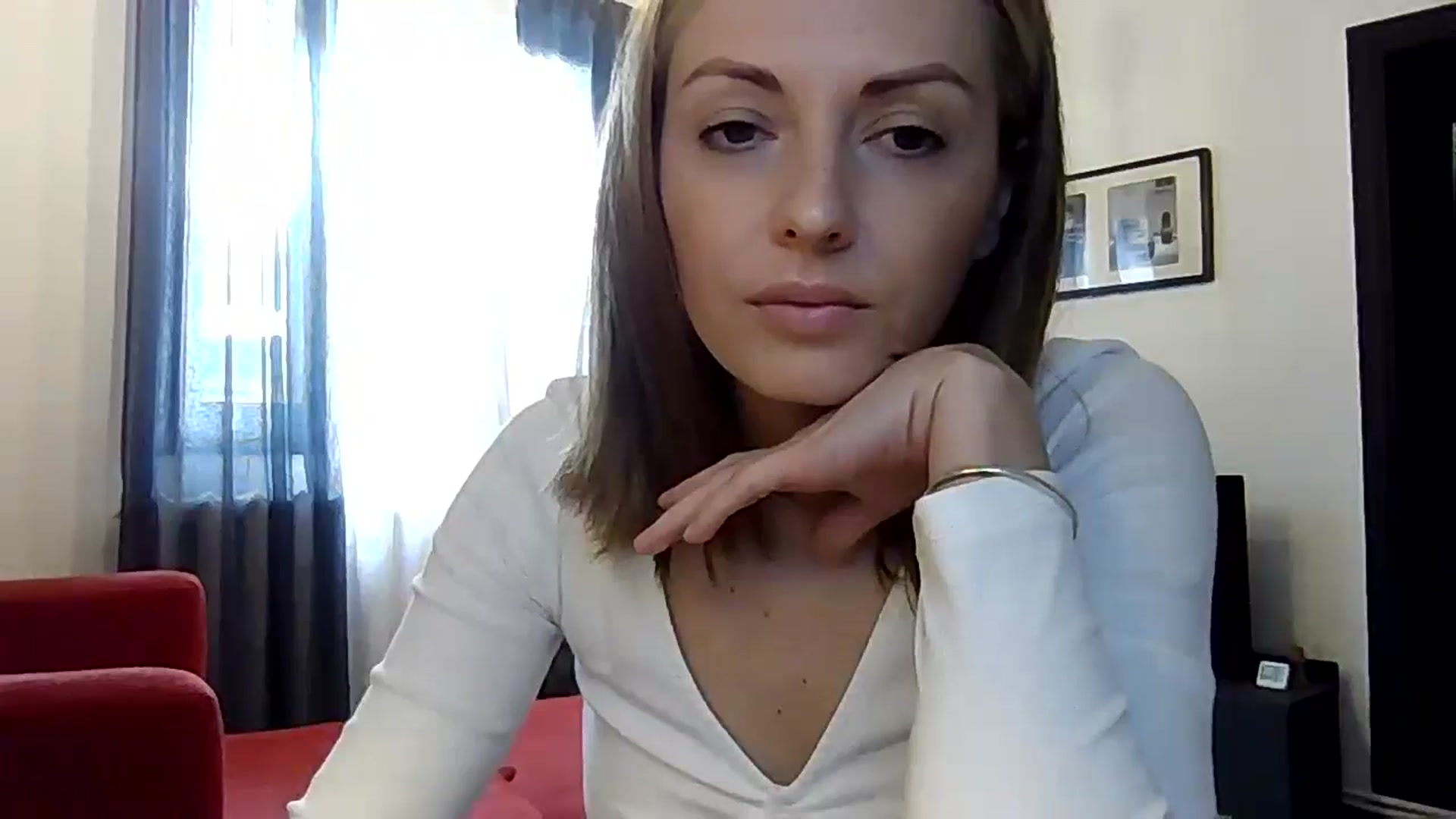 Gallery image thumbnail from Ur_kittycat's myfreecams stream on, 06/08/2024, 13:51 image 19 of 20