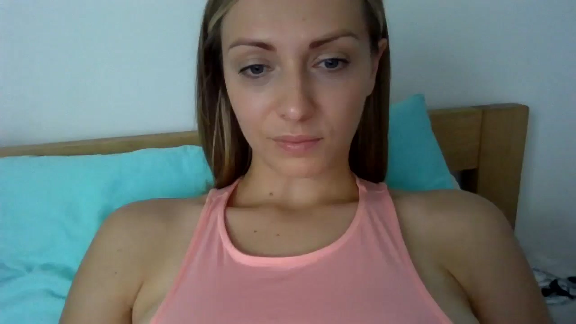 Gallery image thumbnail from Ur_kittycat's myfreecams stream on, 09/07/2024, 16:24 image 9 of 20