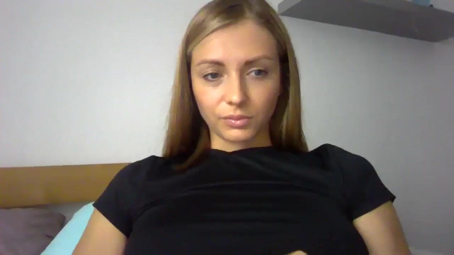 Gallery image thumbnail from Ur_kittycat's myfreecams stream on, 09/12/2024, 14:51 image 5 of 20