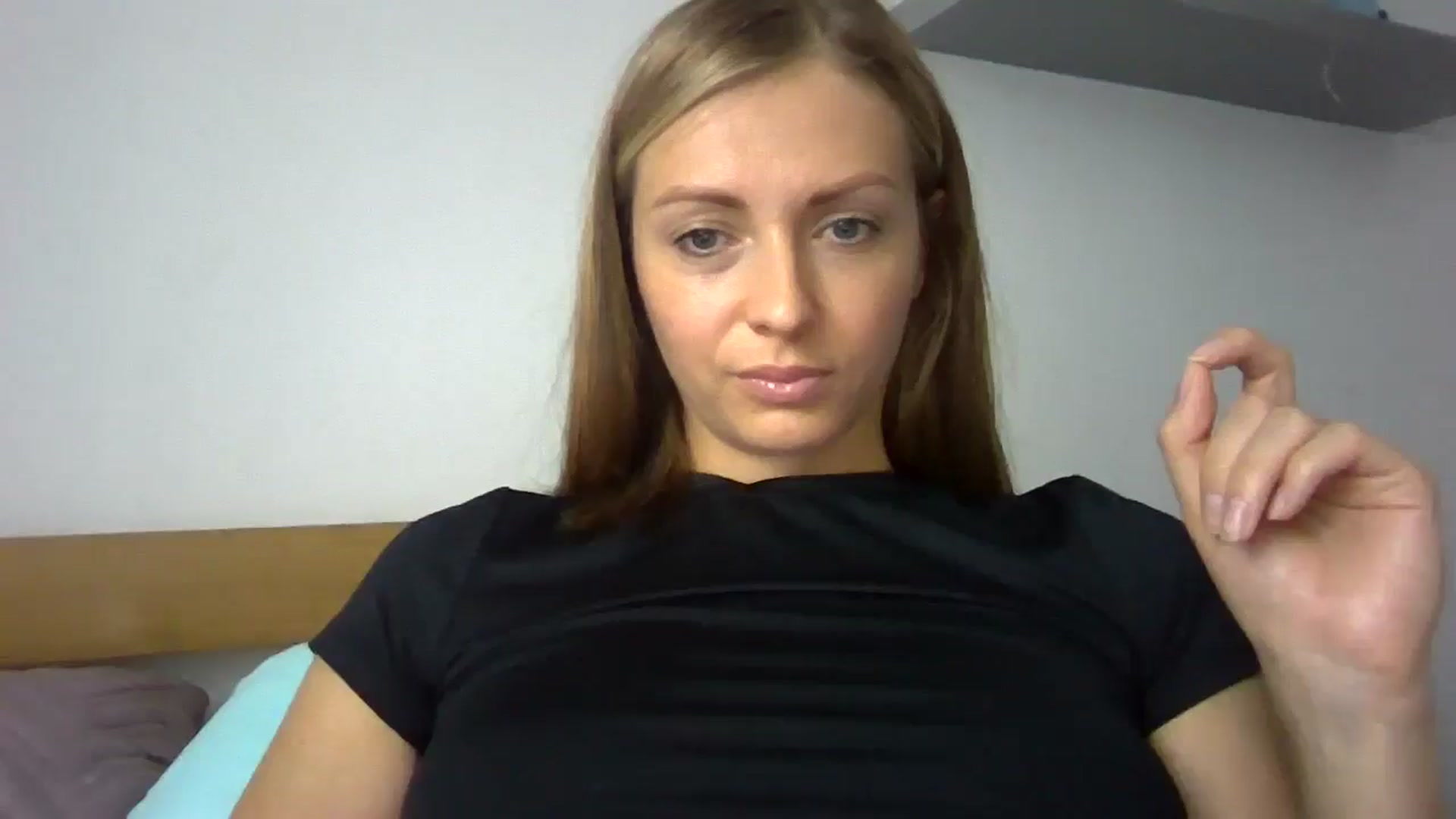 Gallery image thumbnail from Ur_kittycat's myfreecams stream on, 09/12/2024, 14:51 image 3 of 20