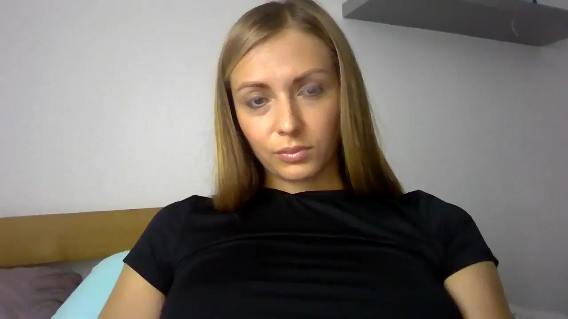 Gallery image thumbnail from Ur_kittycat's myfreecams stream on, 09/12/2024, 14:51 image 16 of 20