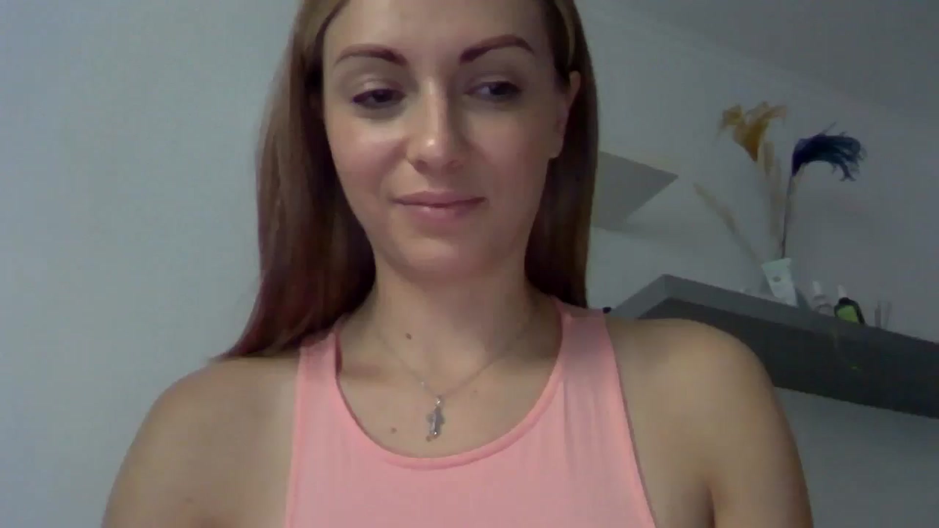 Gallery image thumbnail from Ur_kittycat's myfreecams stream on, 09/28/2024, 15:33 image 6 of 20