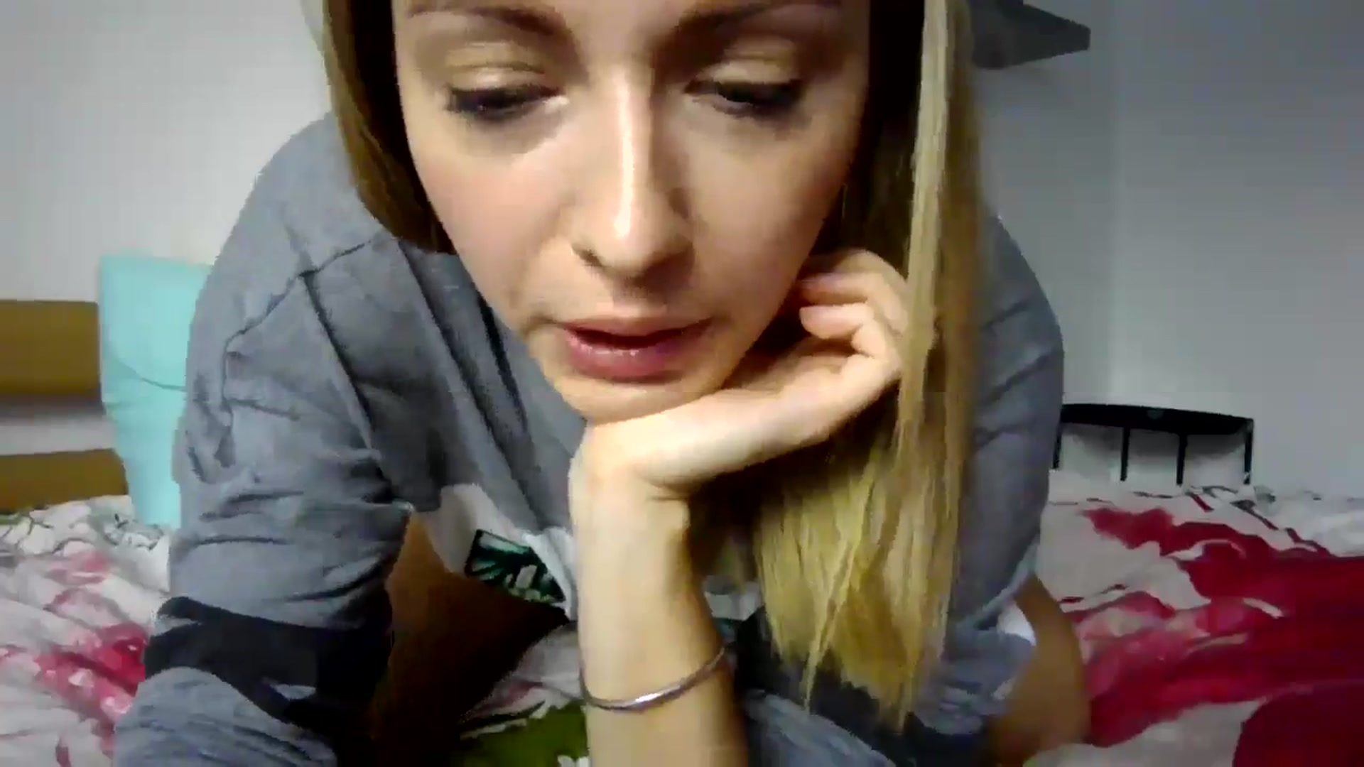 Gallery image thumbnail from Ur_kittycat's myfreecams stream on, 10/26/2024, 13:27 image 19 of 20