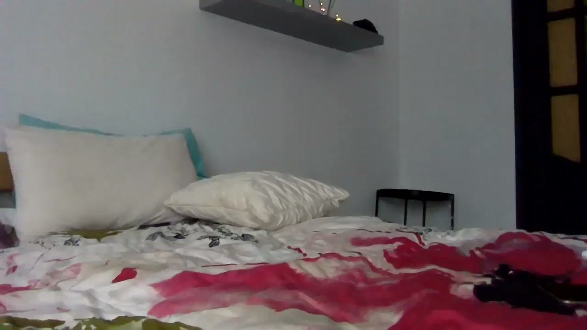 Gallery image thumbnail from Ur_kittycat's myfreecams stream on, 10/28/2024, 12:55 image 13 of 20