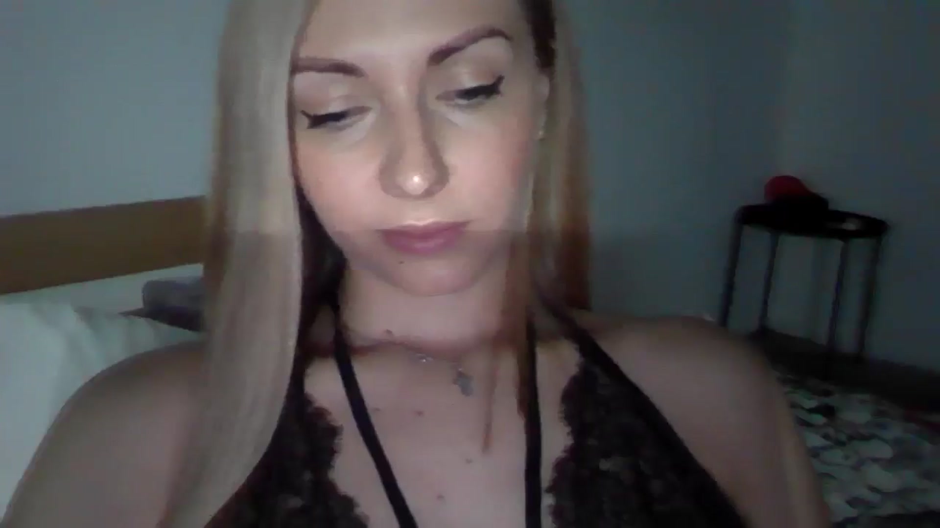 Gallery image thumbnail from Ur_kittycat's myfreecams stream on, 11/13/2024, 15:16 image 4 of 20