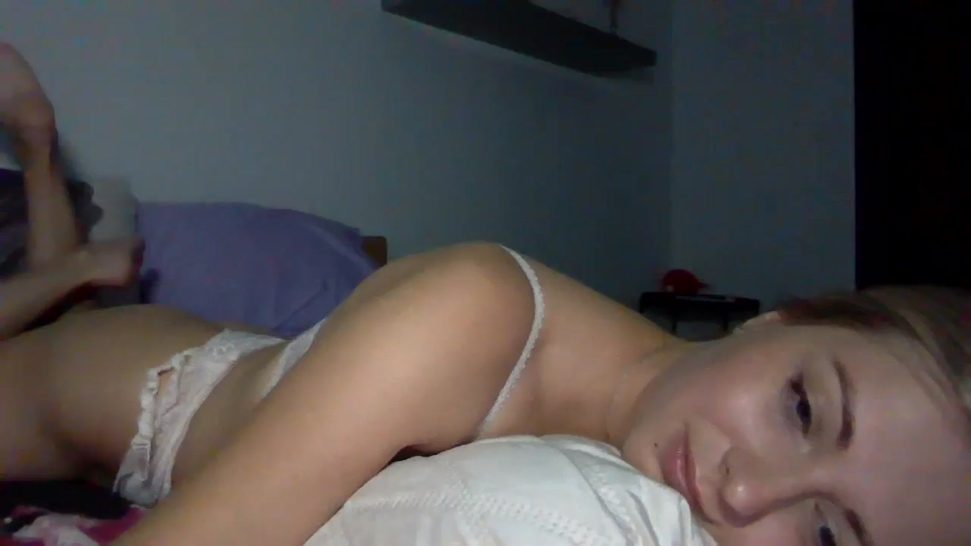 Gallery image thumbnail from Ur_kittycat's myfreecams stream on, 11/14/2024, 14:44 image 20 of 20