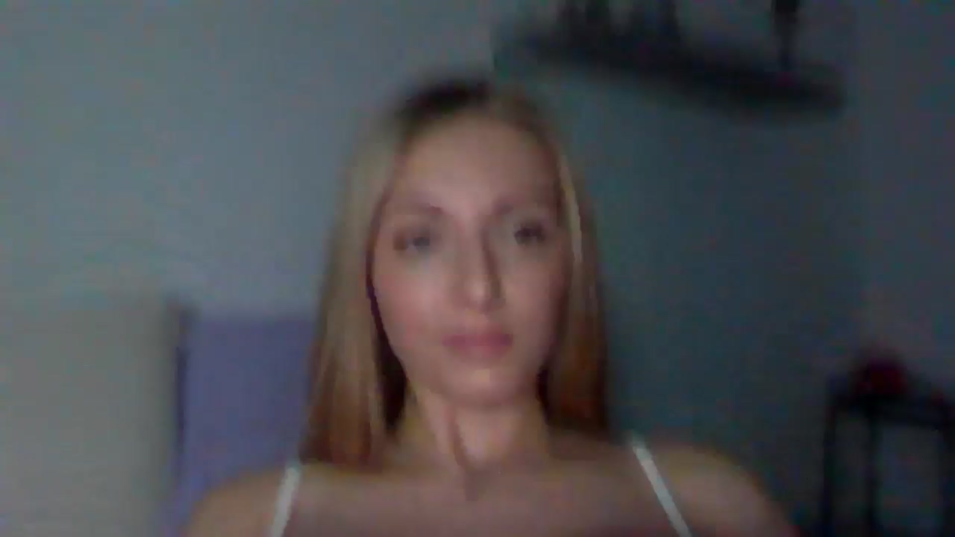 Gallery image thumbnail from Ur_kittycat's myfreecams stream on, 11/14/2024, 14:44 image 17 of 20