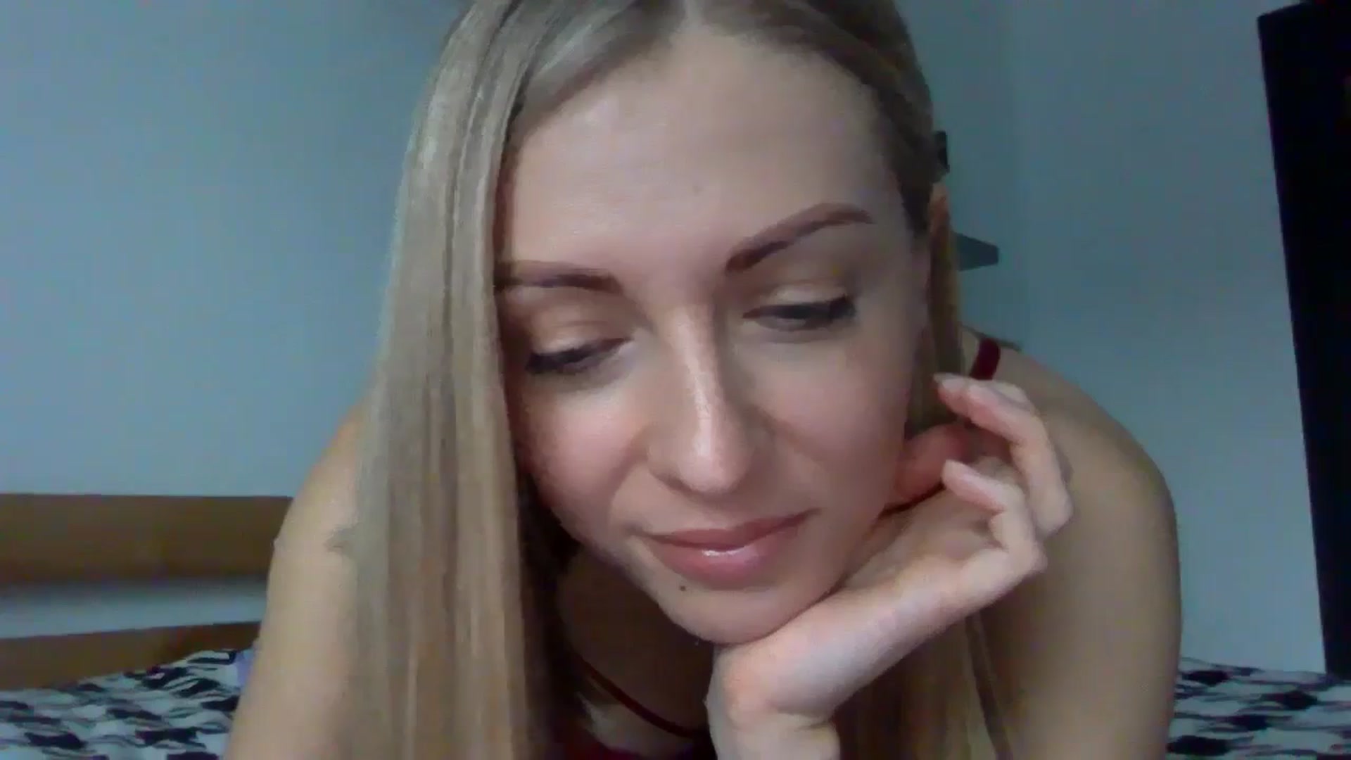 Gallery image thumbnail from Ur_kittycat's myfreecams stream on, 11/17/2024, 14:26 image 20 of 20