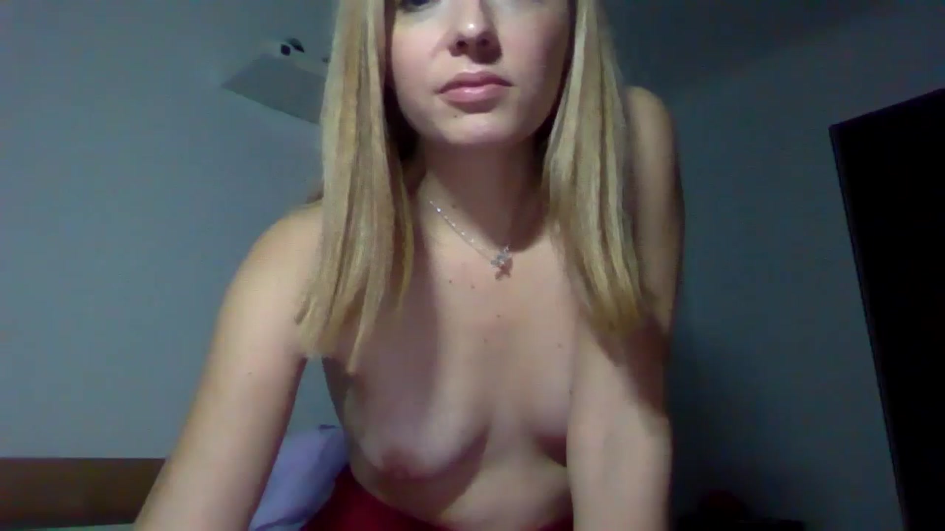 Gallery image thumbnail from Ur_kittycat's myfreecams stream on, 11/17/2024, 15:14 image 8 of 20