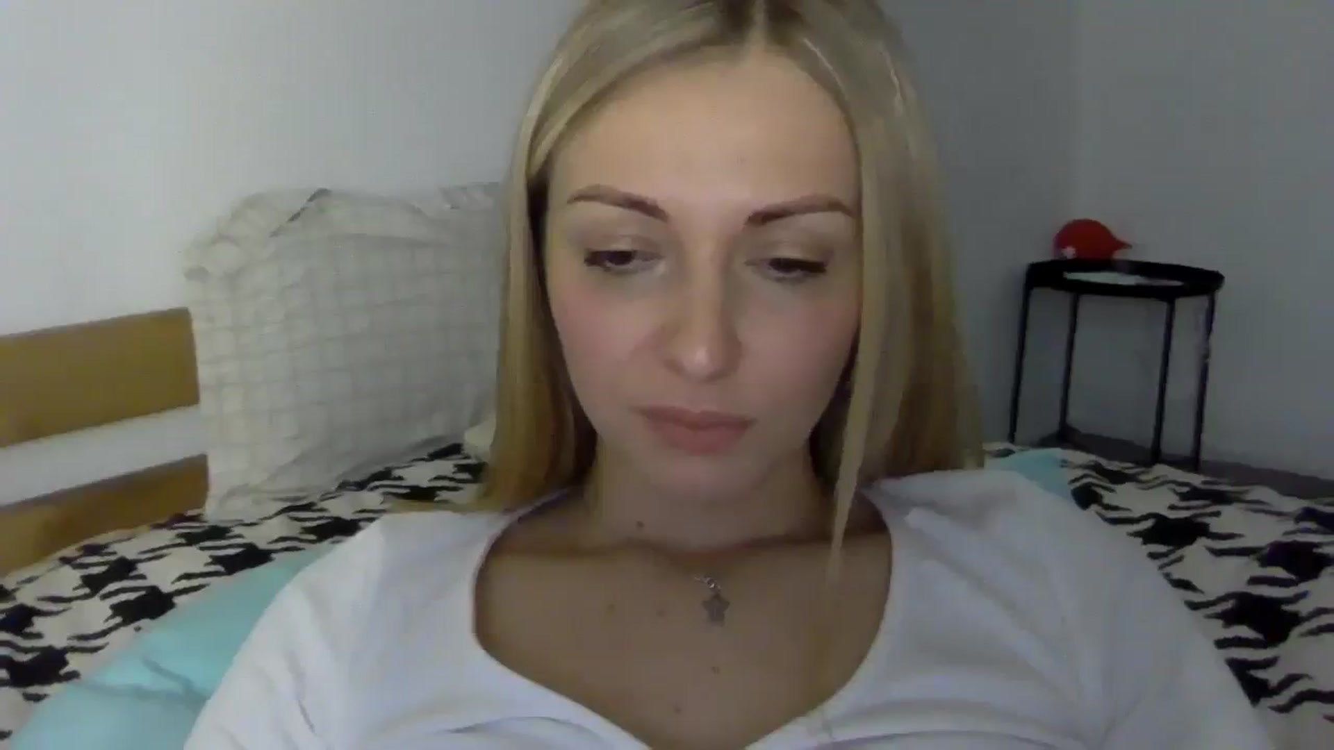 Gallery image thumbnail from Ur_kittycat's myfreecams stream on, 11/21/2024, 14:47 image 18 of 20