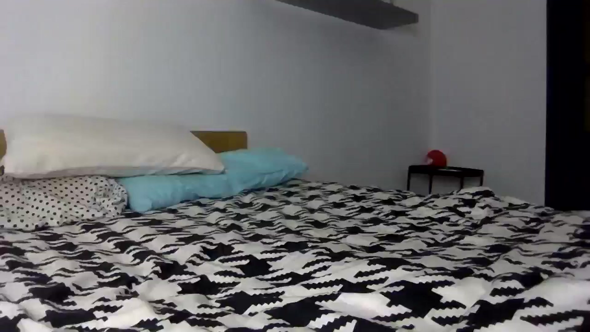 Gallery image thumbnail from Ur_kittycat's myfreecams stream on, 11/29/2024, 14:18 image 20 of 20