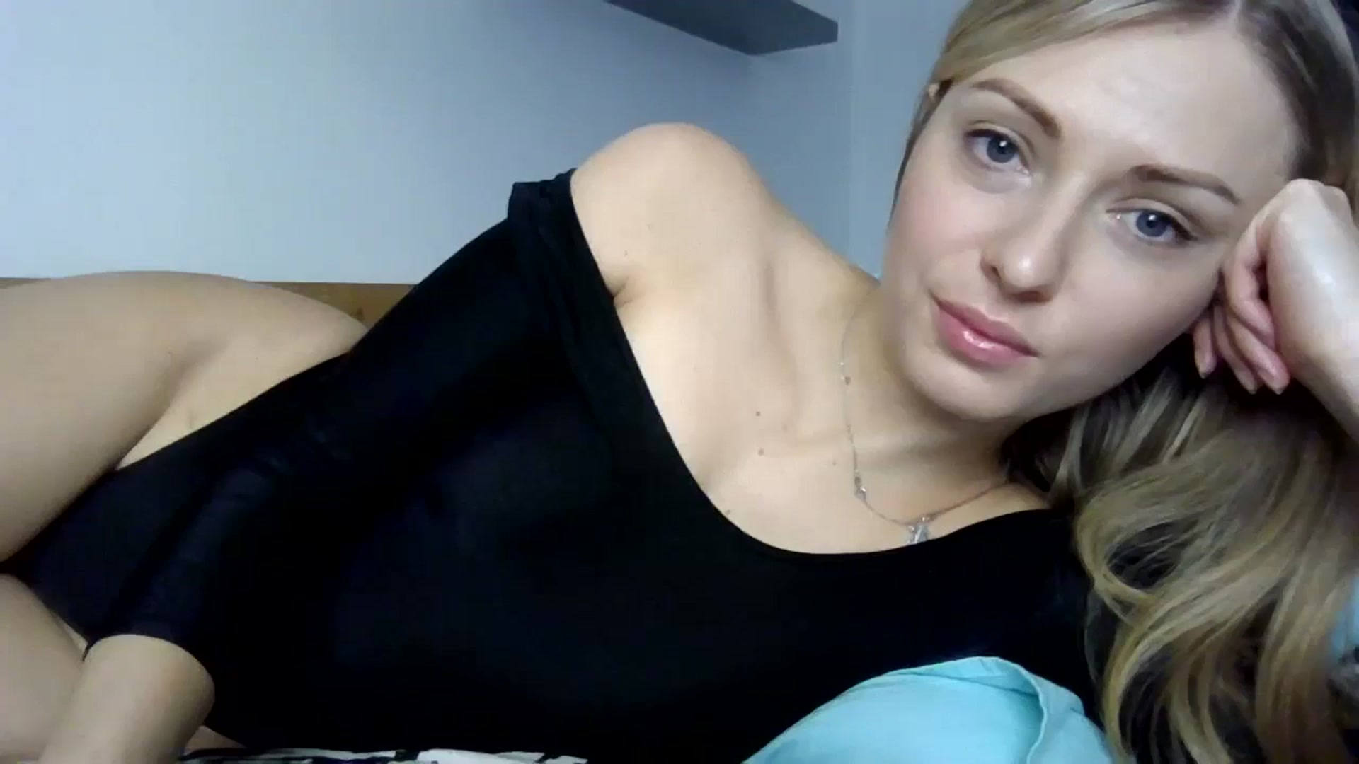 Gallery image thumbnail from Ur_kittycat's myfreecams stream on, 12/02/2024, 14:53 image 2 of 20