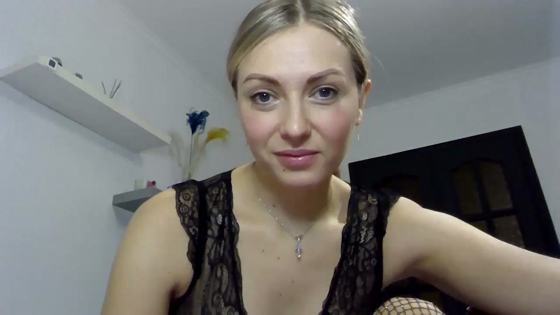 Gallery image thumbnail from Ur_kittycat's myfreecams stream on, 12/03/2024, 15:02 image 7 of 20