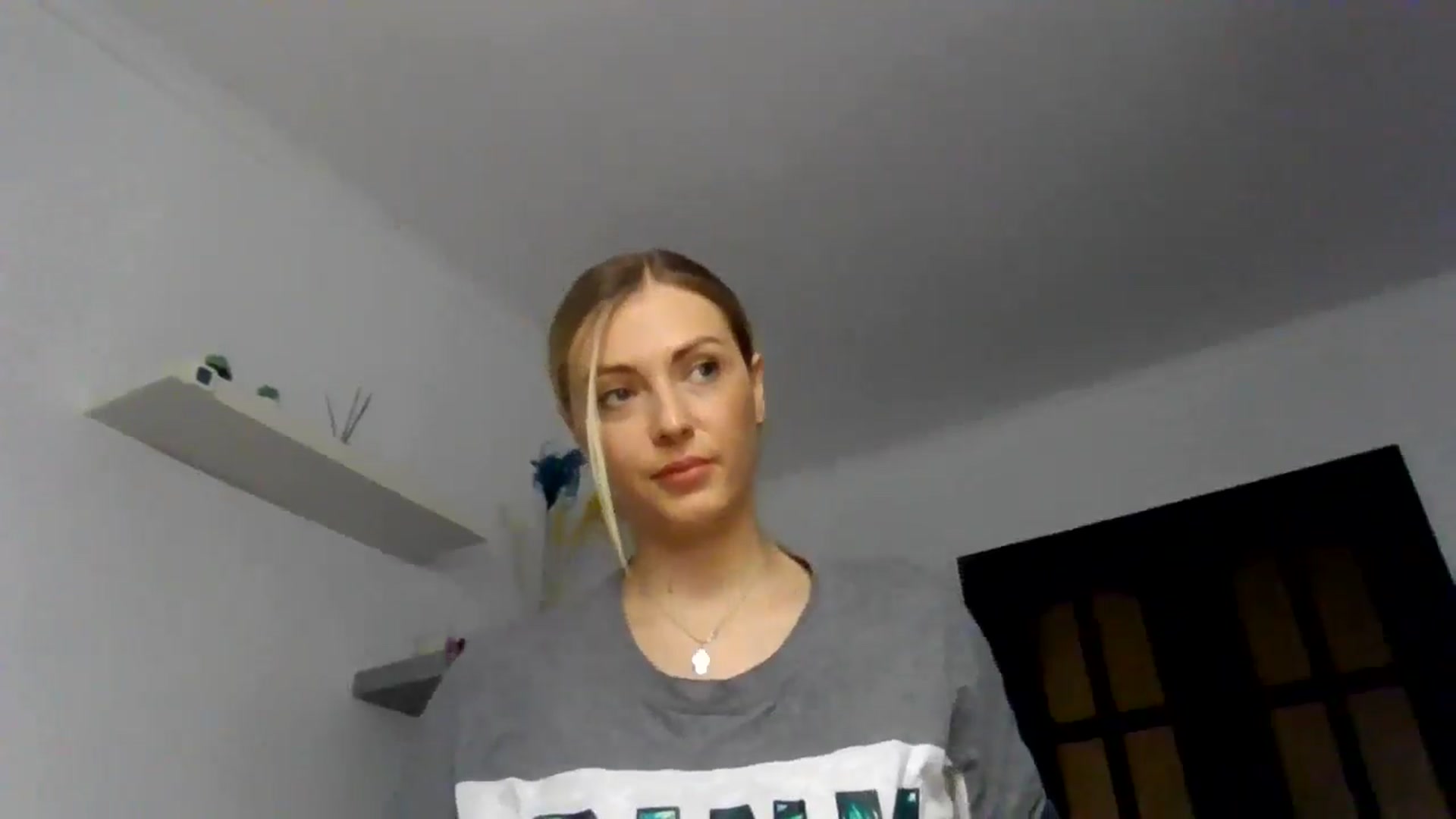 Gallery image thumbnail from Ur_kittycat's myfreecams stream on, 01/23/2025, 15:20 image 5 of 20