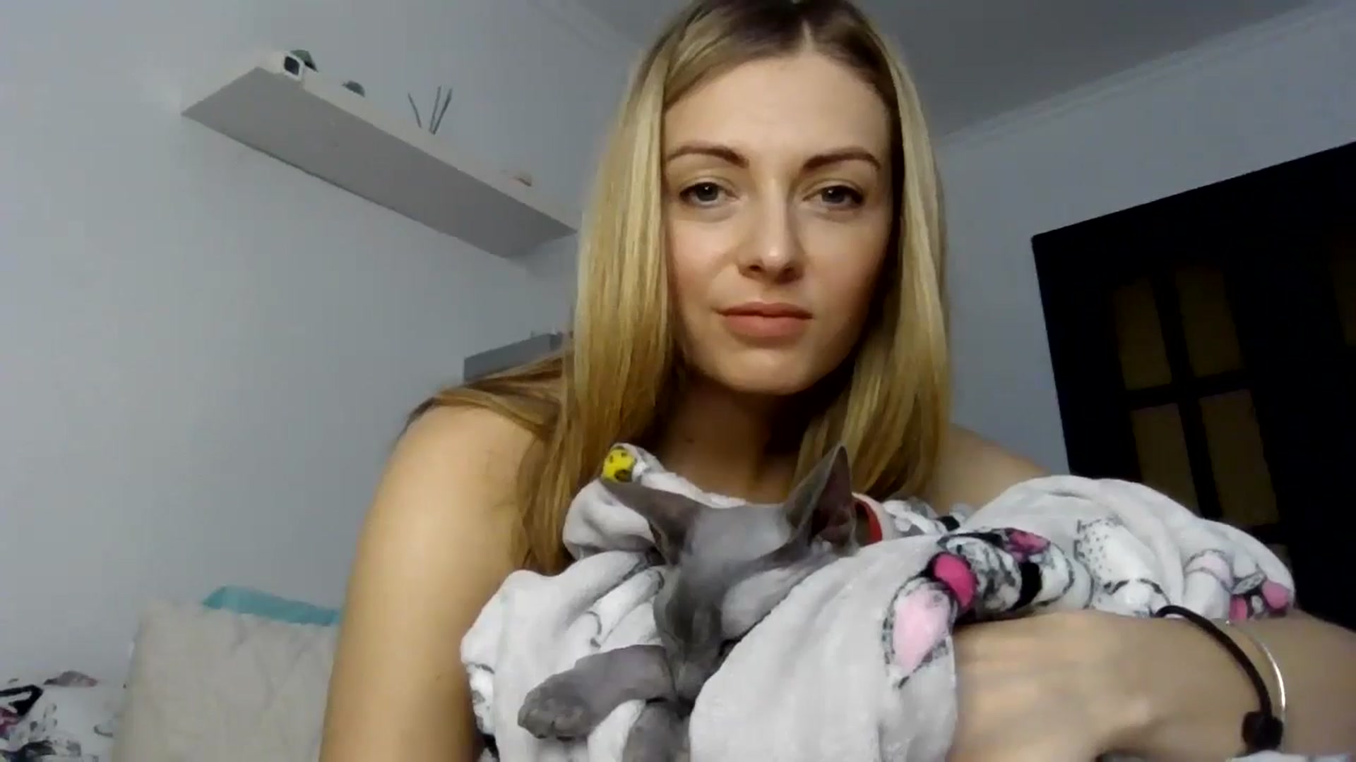 Gallery image thumbnail from Ur_kittycat's myfreecams stream on, 02/15/2025, 14:56 image 4 of 20