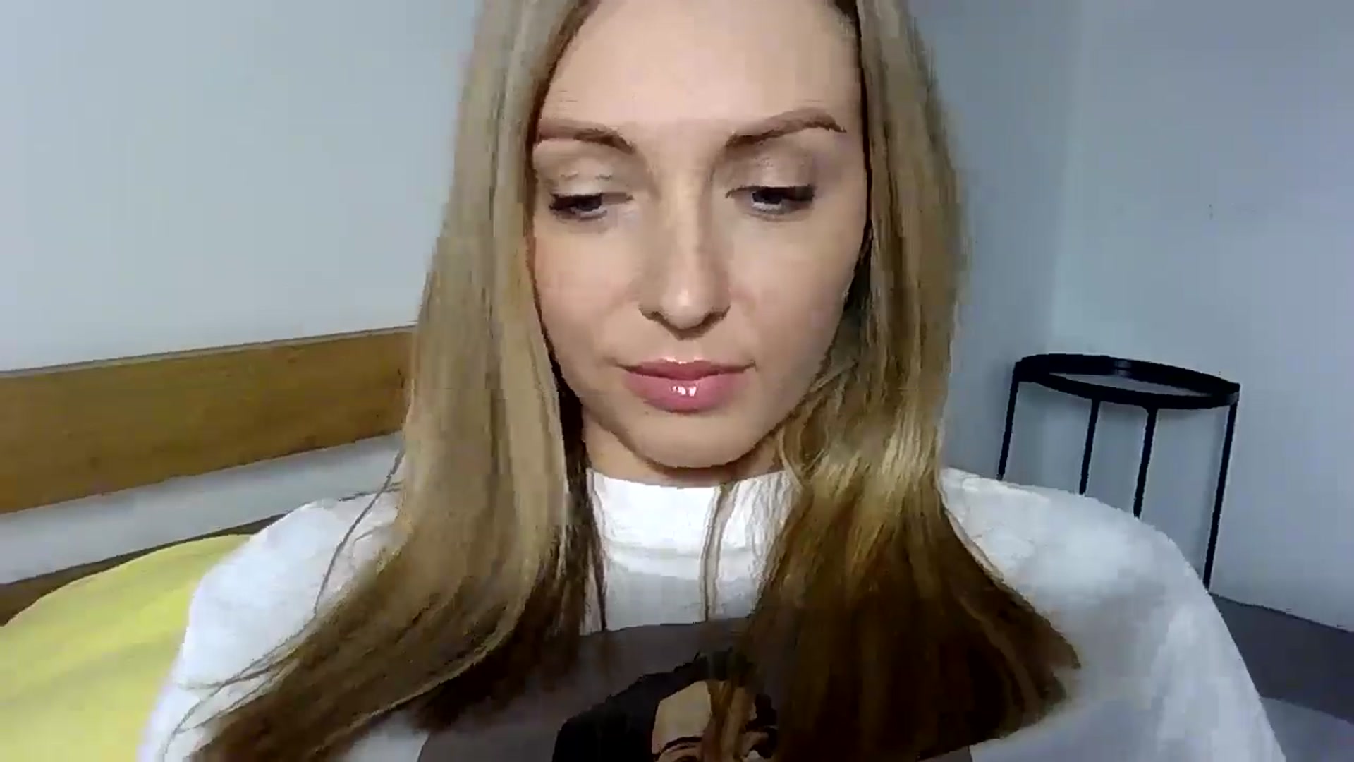 Gallery image thumbnail from Ur_kittycat's myfreecams stream on, 03/19/2025, 14:36 image 8 of 20