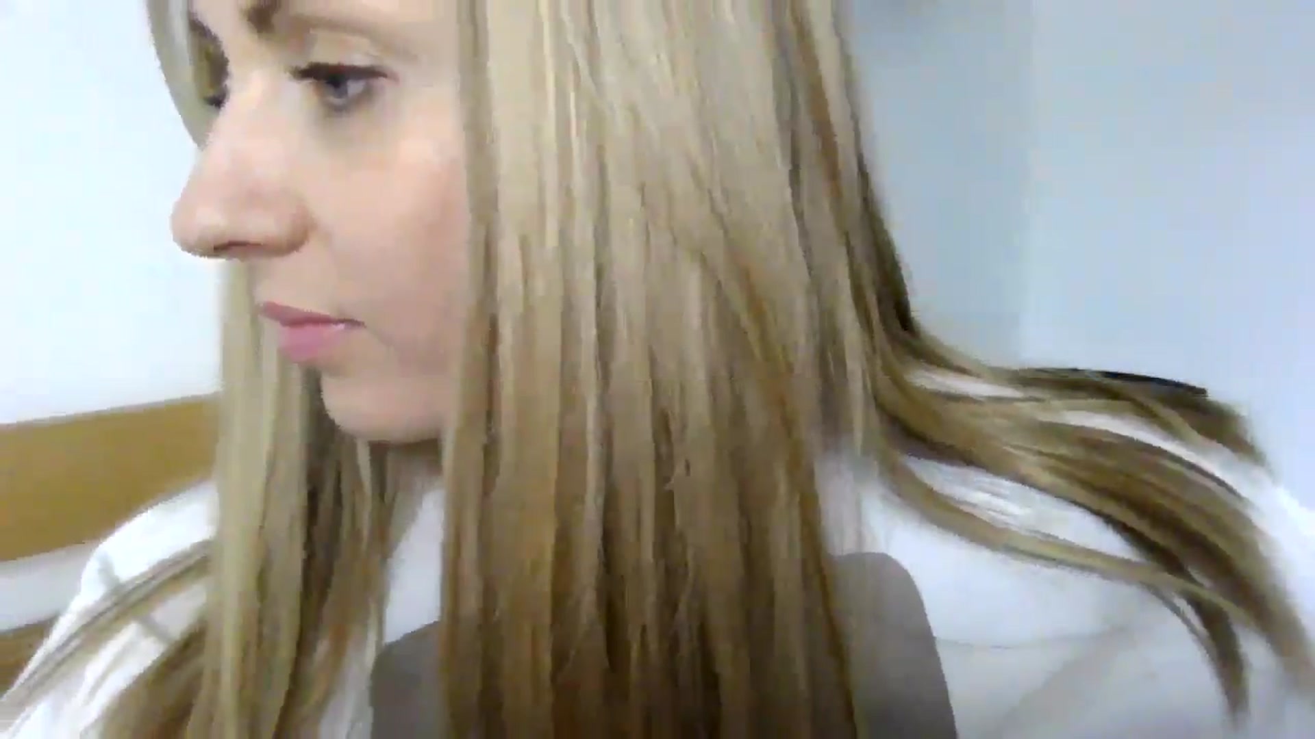 Gallery image thumbnail from Ur_kittycat's myfreecams stream on, 03/19/2025, 14:36 image 3 of 20