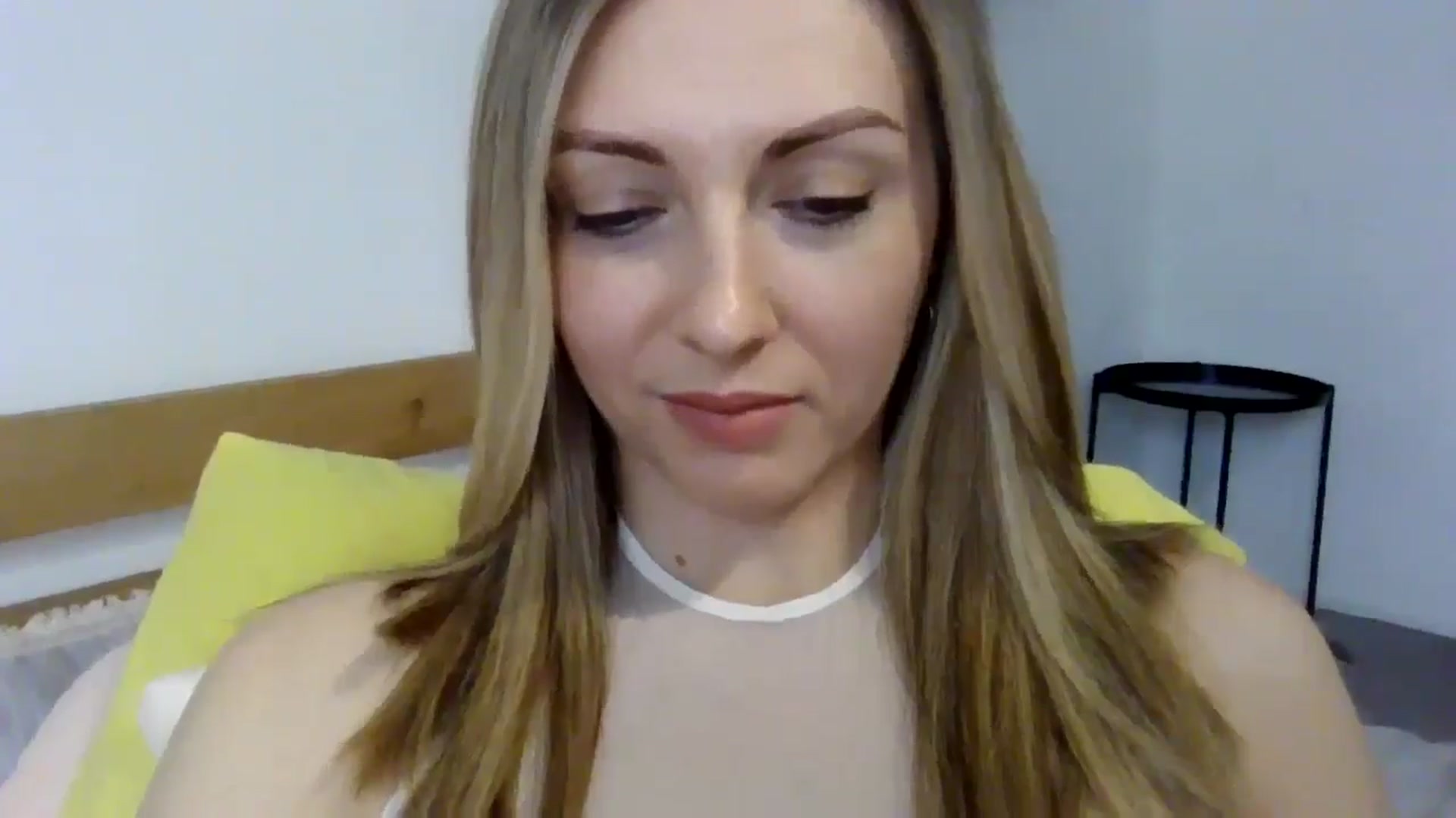 Gallery image thumbnail from Ur_kittycat's myfreecams stream on, 03/30/2025, 14:46 image 11 of 20