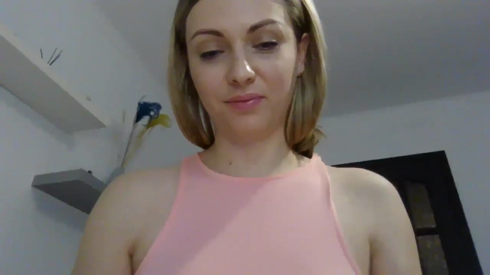 Gallery image thumbnail from Ur_kittycat's myfreecams stream on, 04/13/2025, 16:50 image 20 of 20